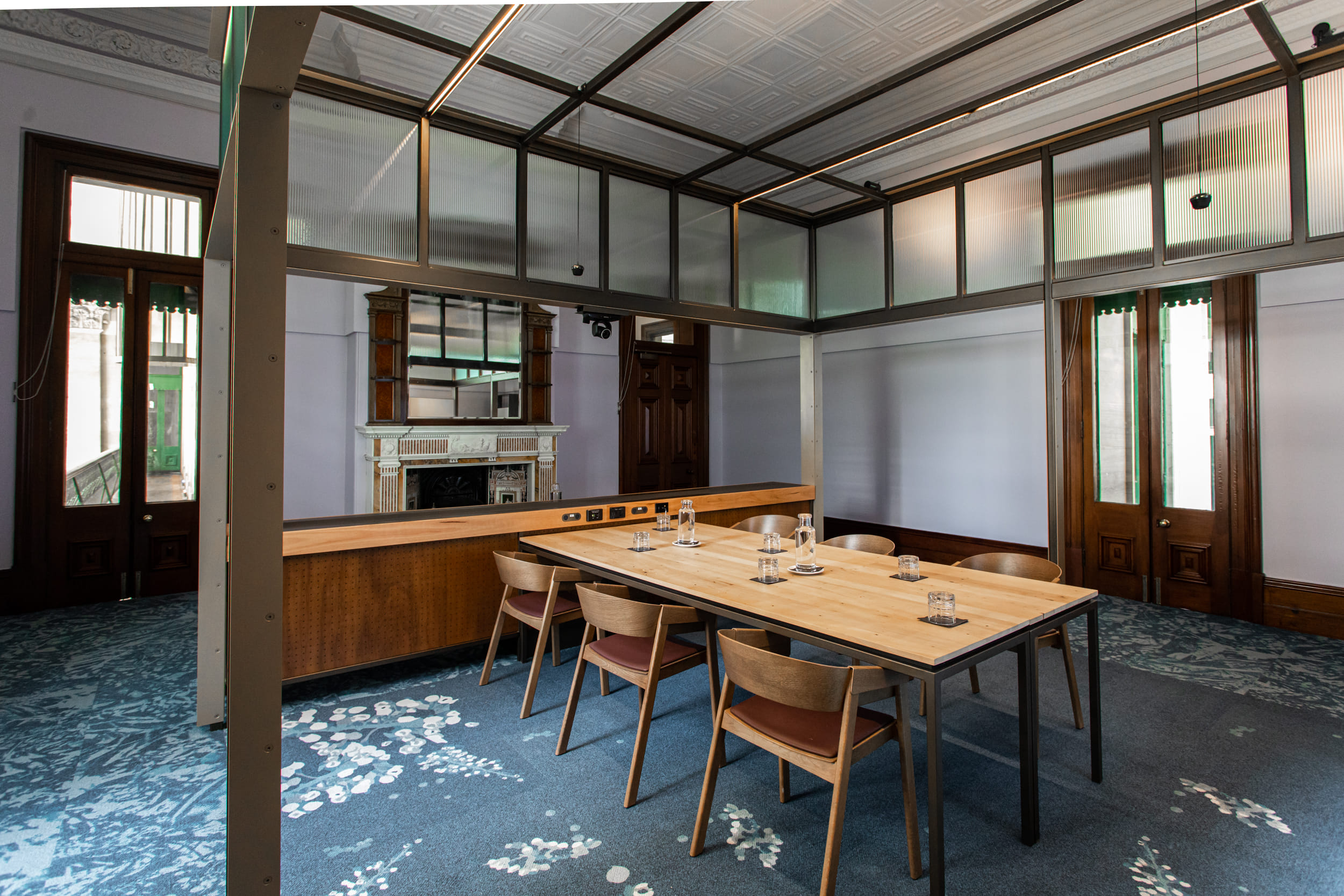 Showcase Suite 218 3