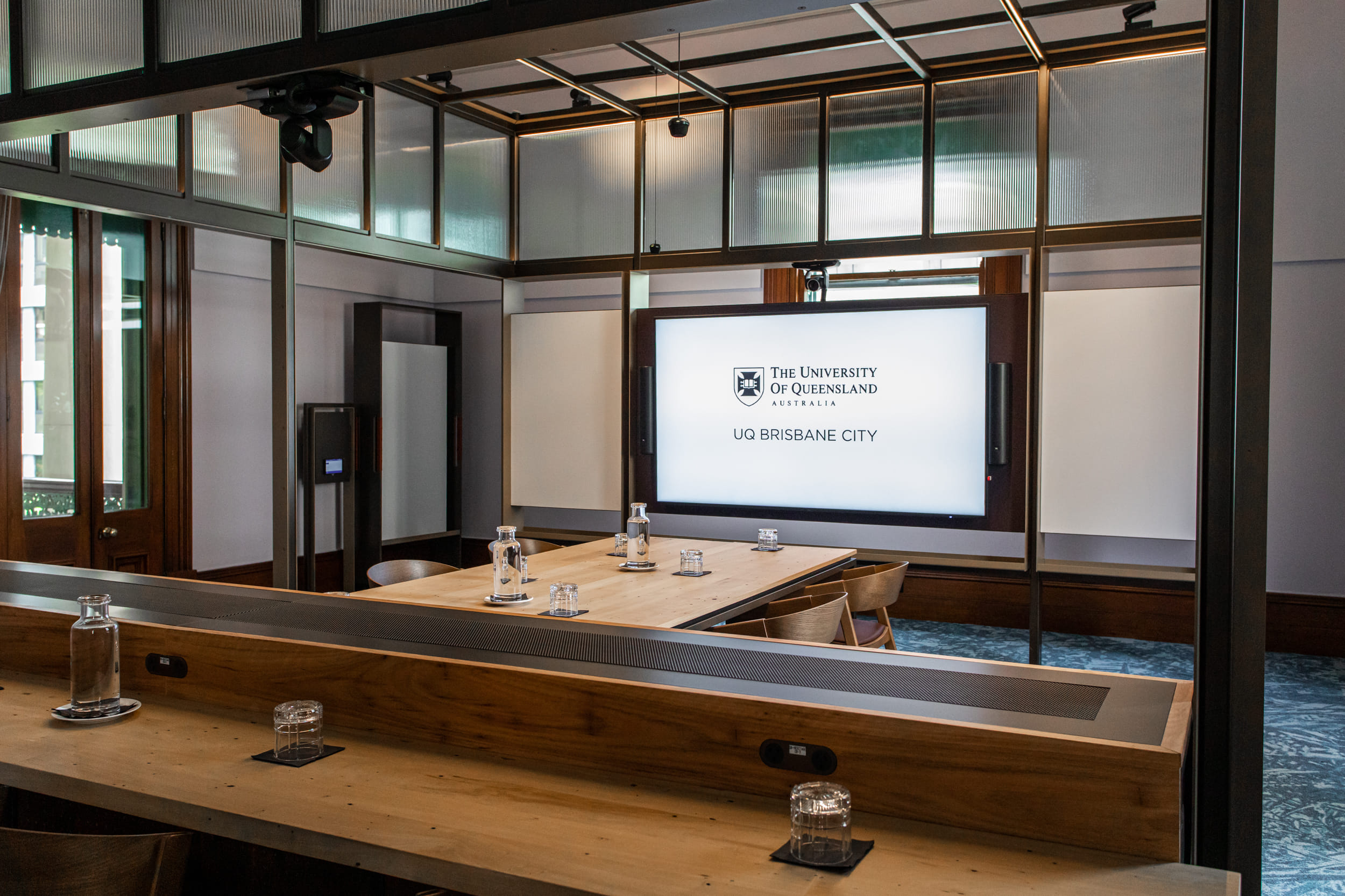 Showcase Suite 218 8