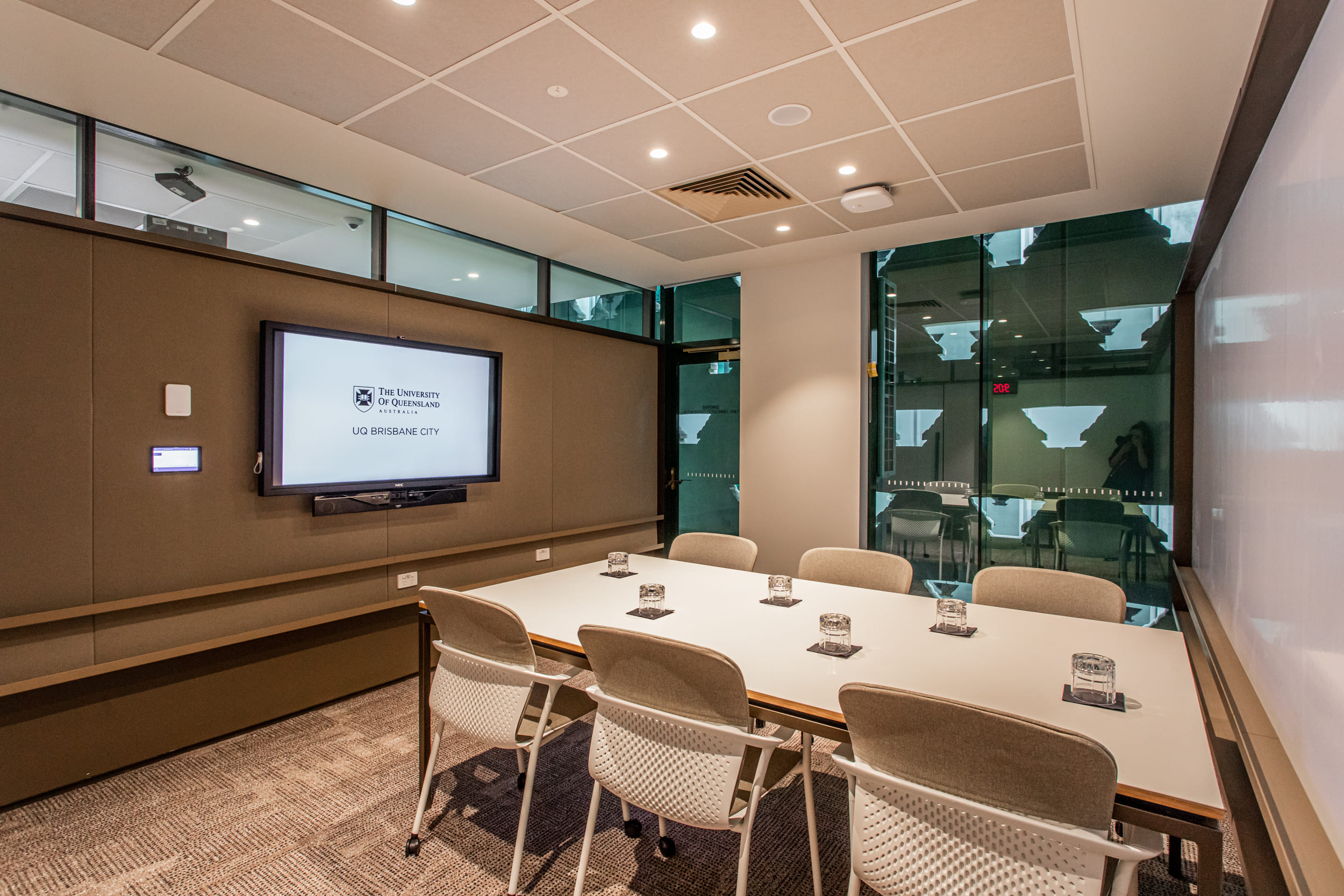 Creative Suite 310, 311, 312