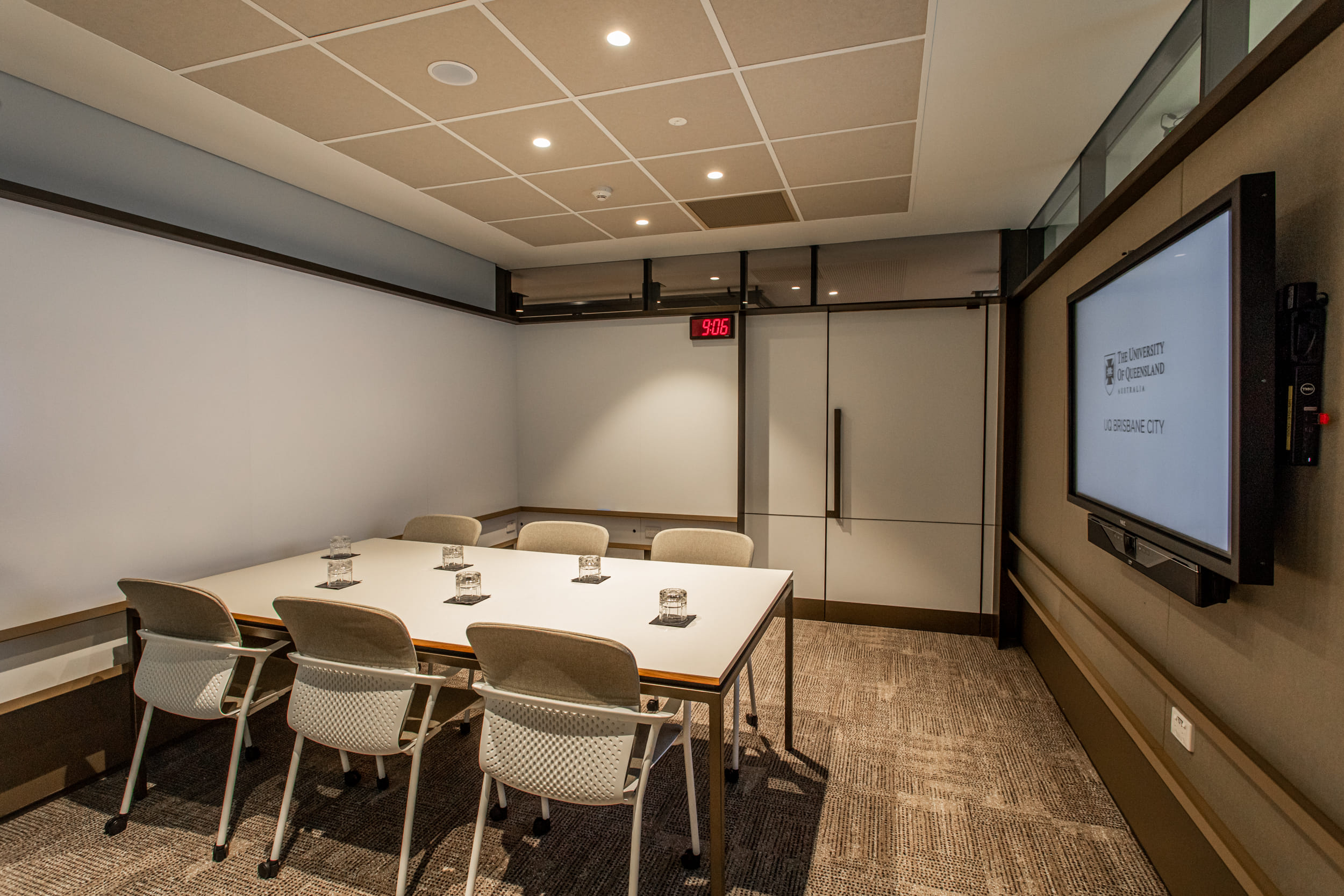 Creative Suite 310, 311, 312 2