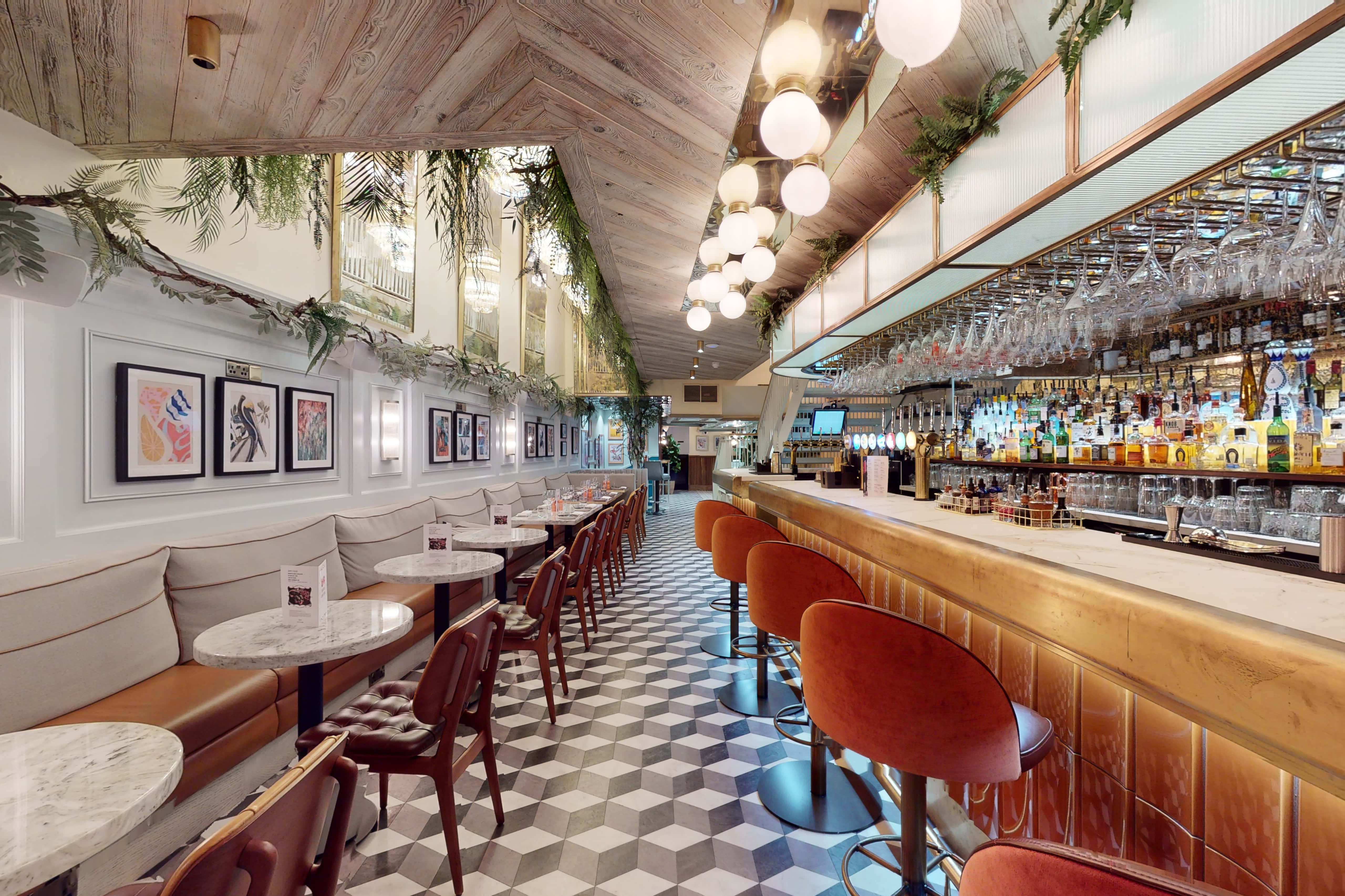 Bar&Mezzanine 3D tour