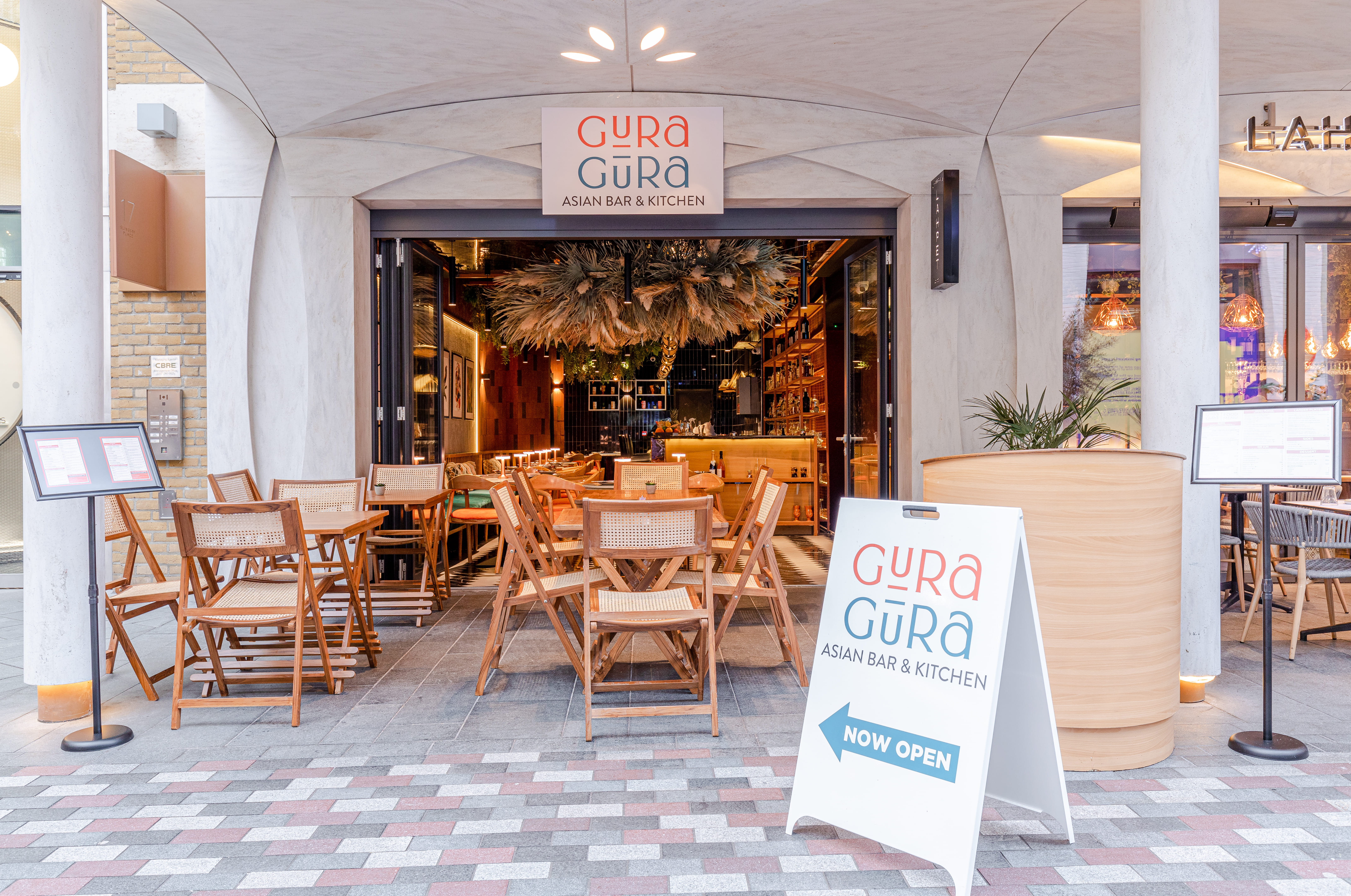 Restaurant and Cocktail Bar 3