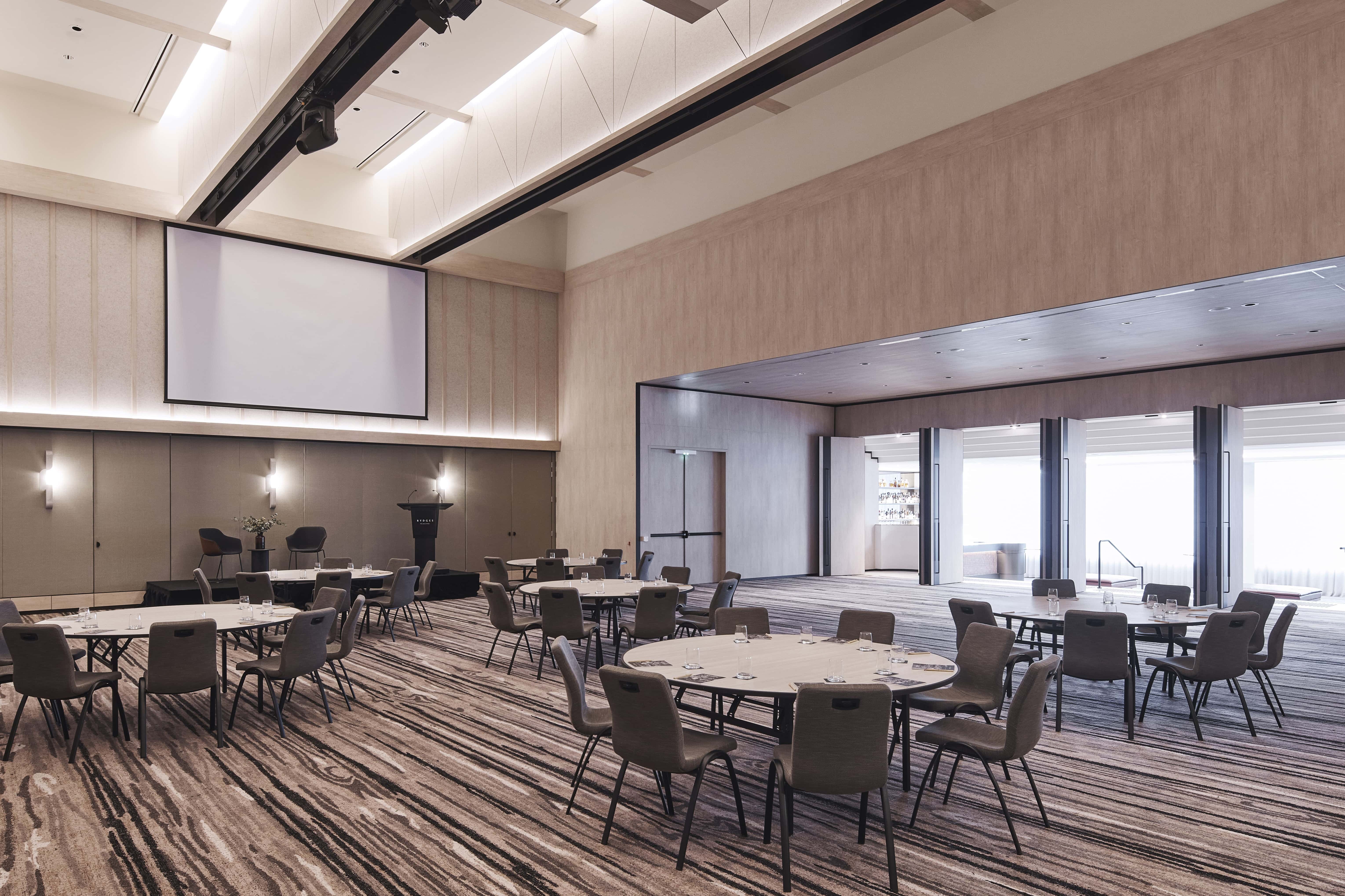 Centre Stage 1 3D tour