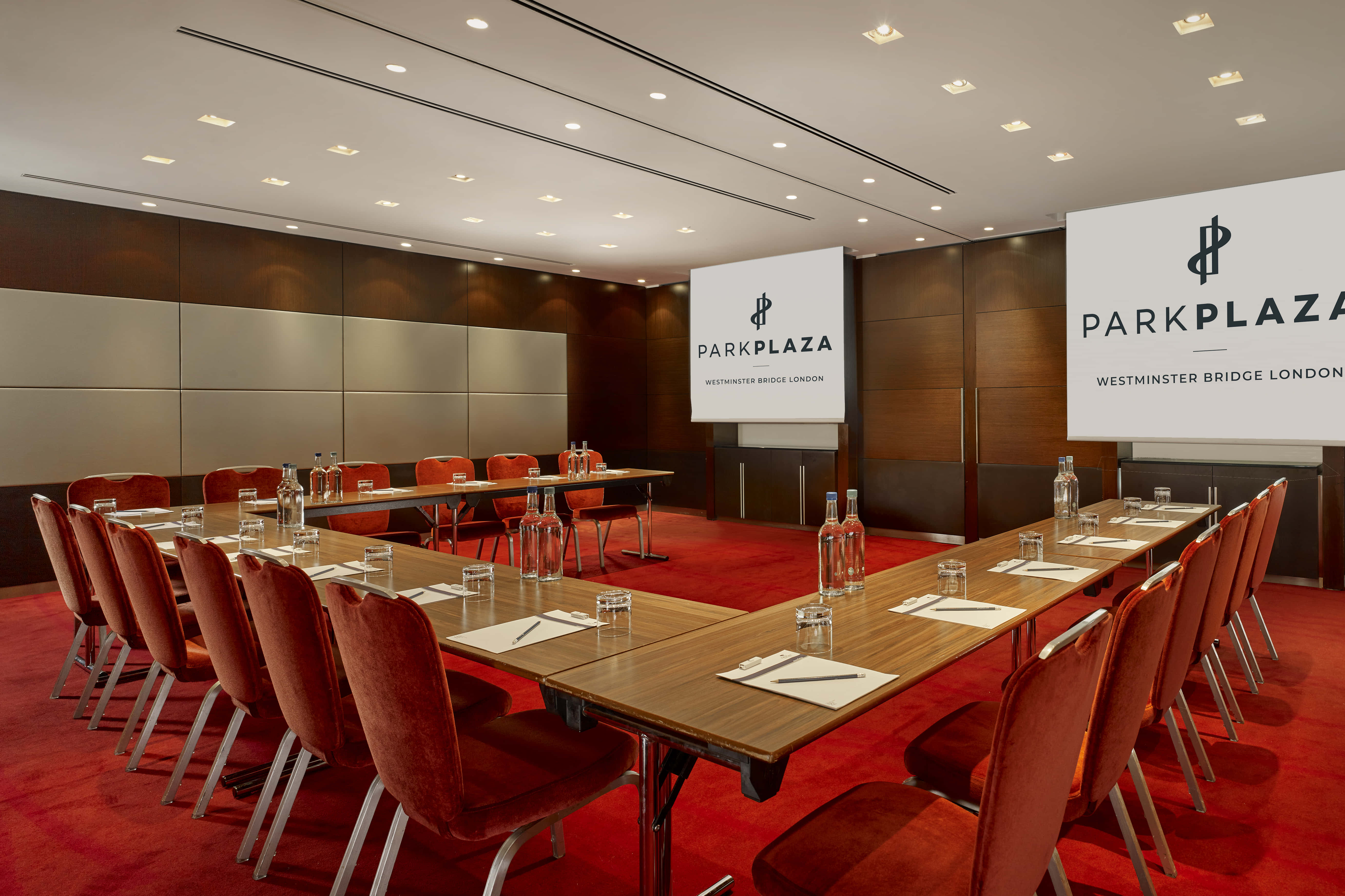 Park Suites 6-7 3D tour