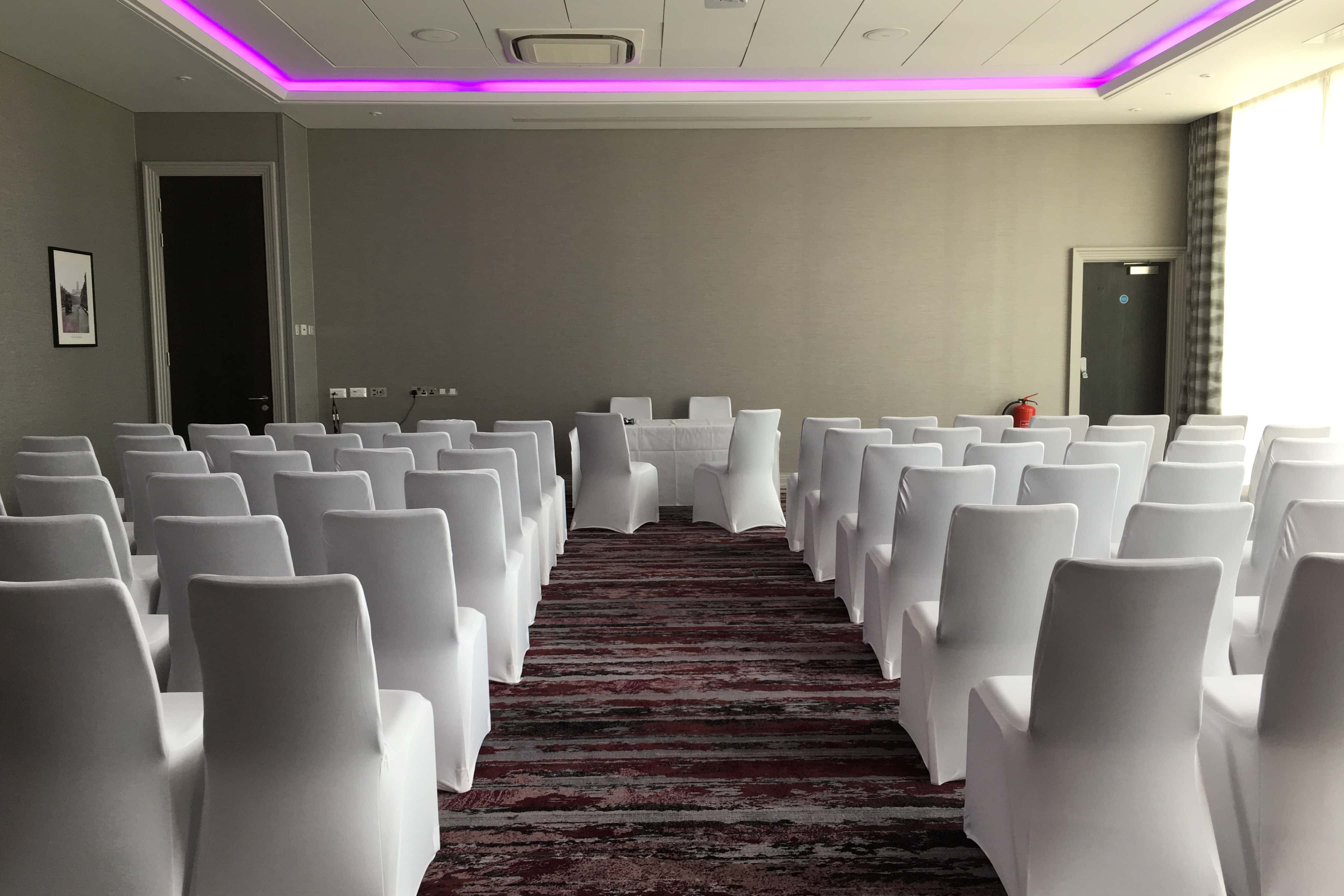 Docklands Suite (East) 3D tour