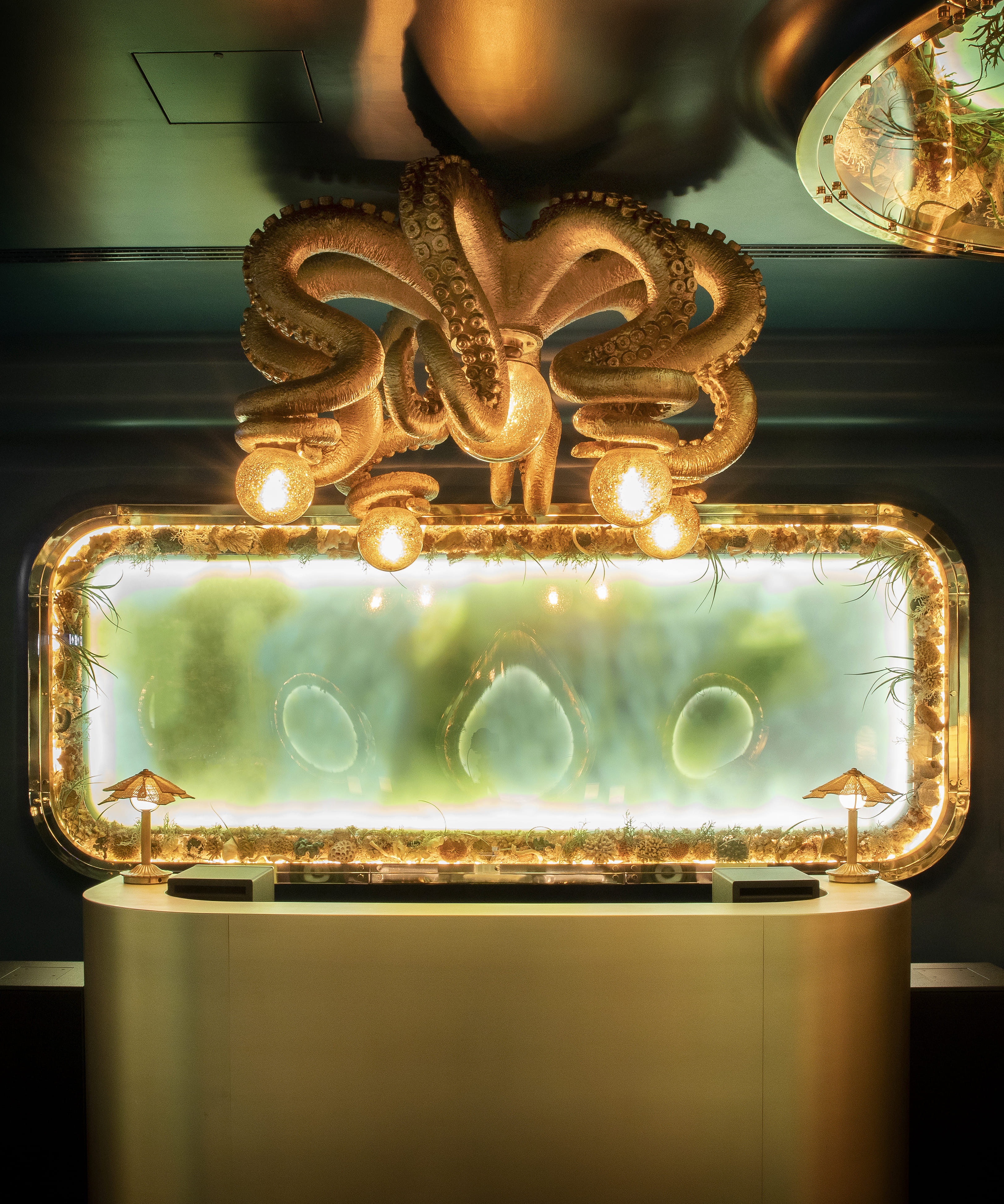 OCTO cocktail bar  7