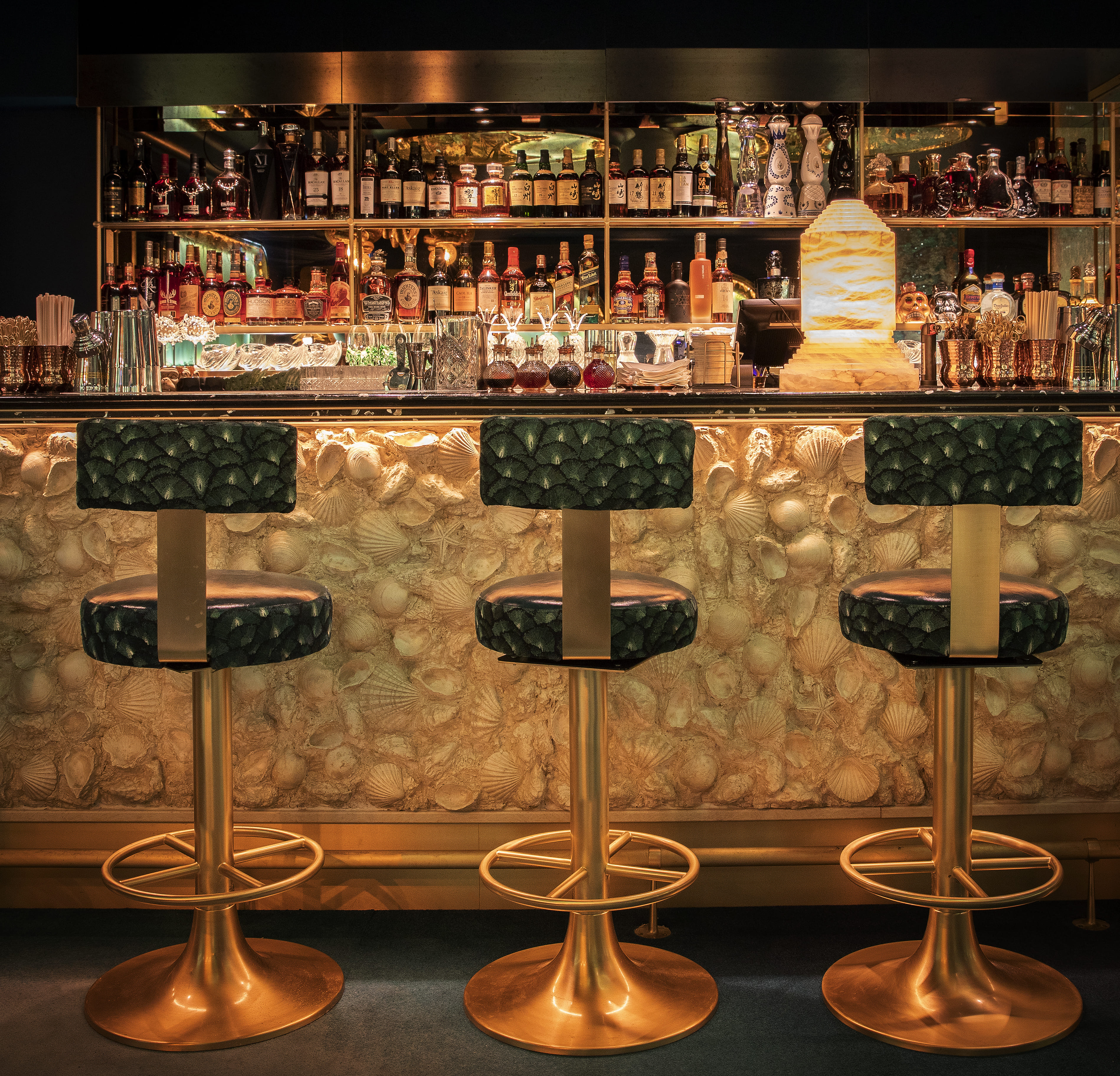 OCTO cocktail bar  4