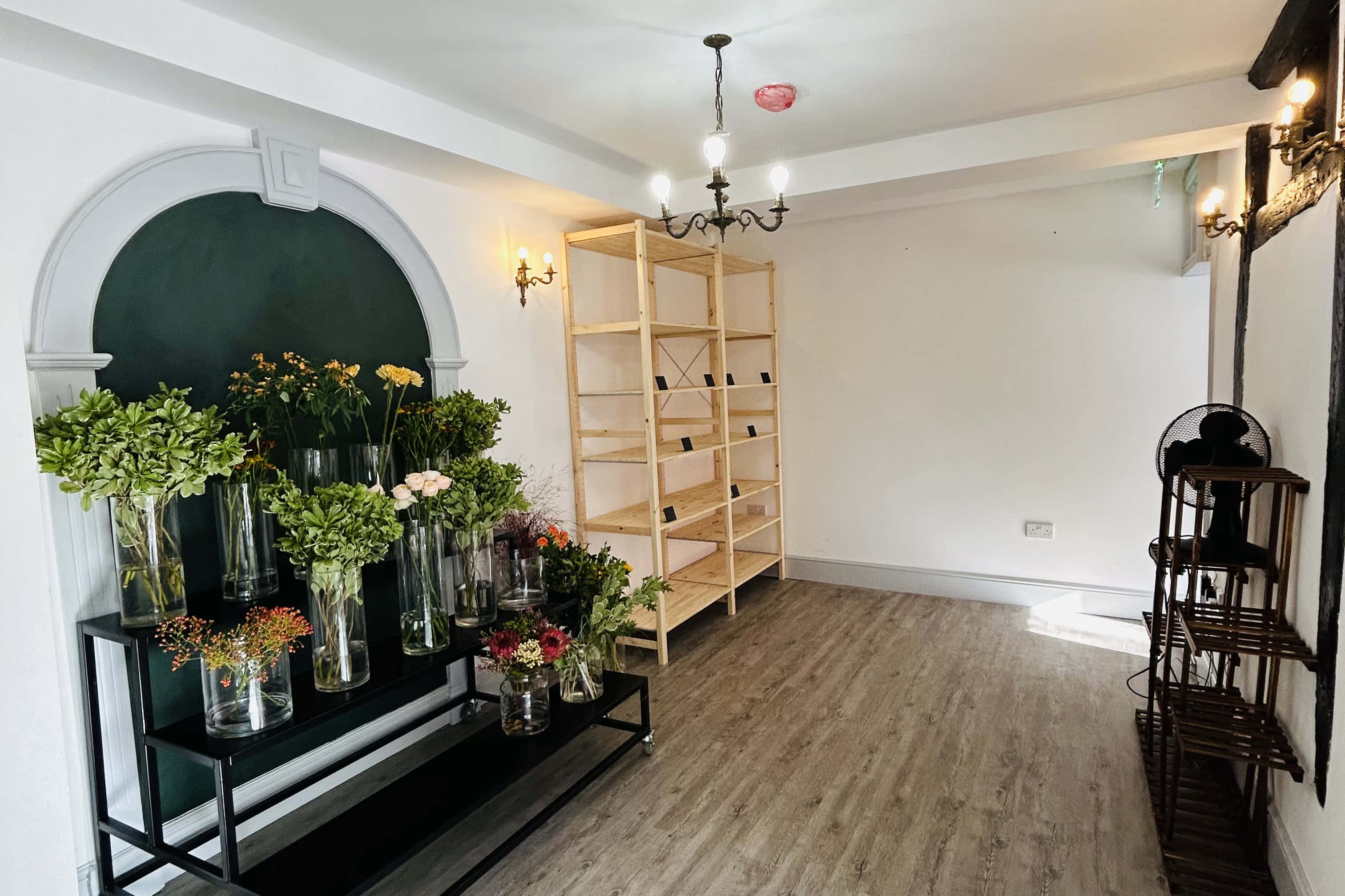 Artisan Savant Spaces - Plantshop Florist and Media Space 5