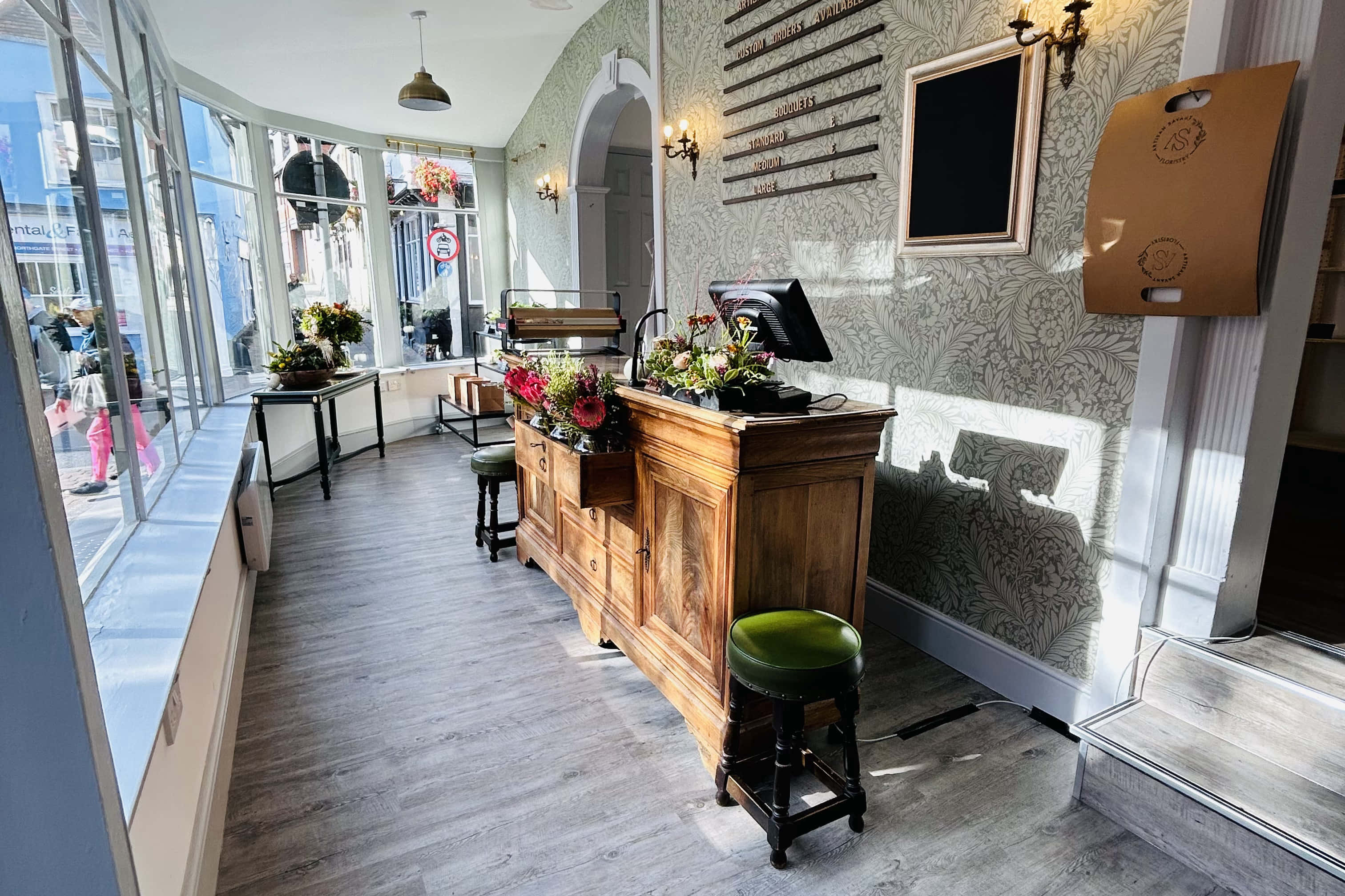 Artisan Savant Spaces - Plantshop Florist and Media Space 3