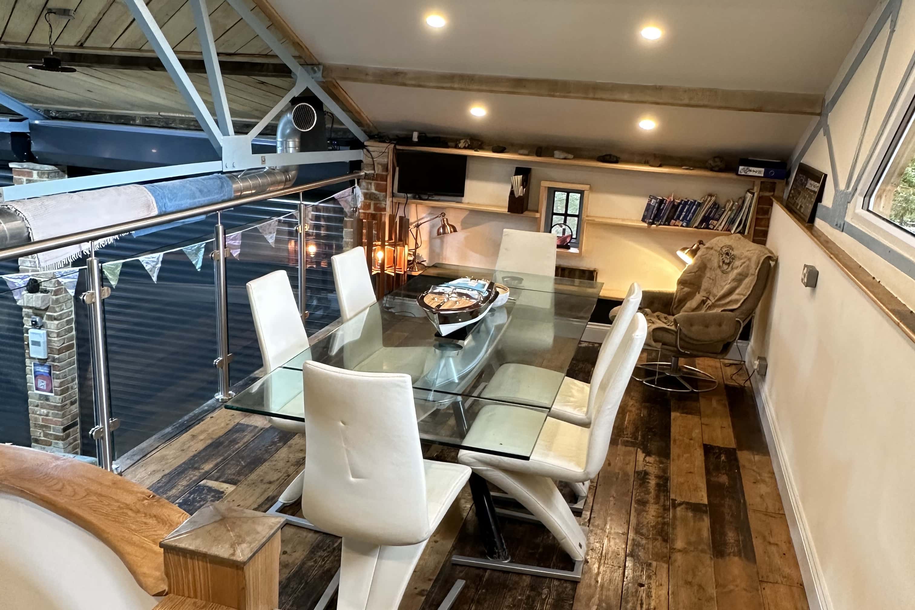 Manor Cottage Barn 3