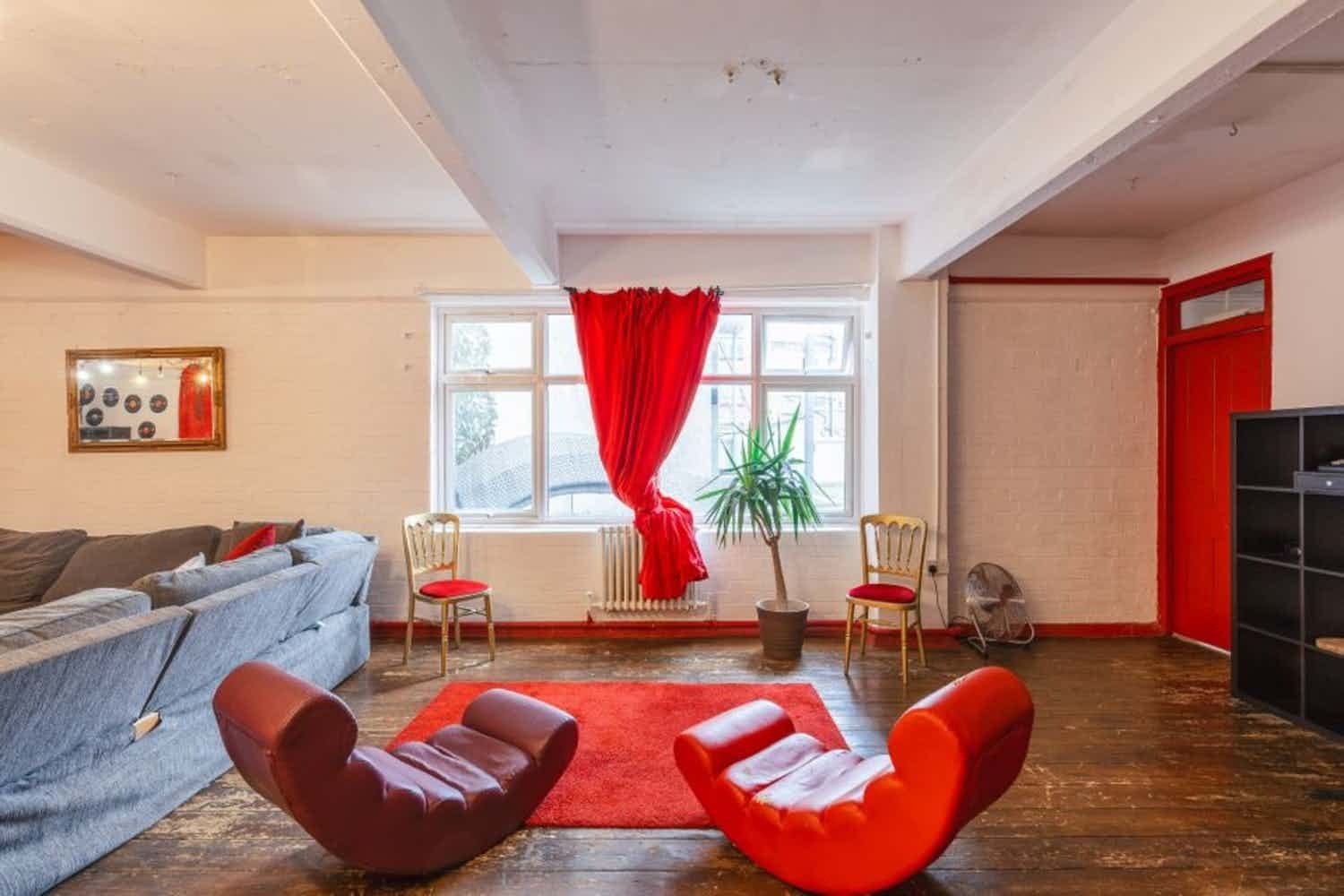 HQ Studio 1st Floor  16