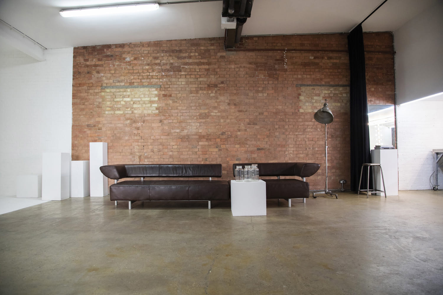 Bow Bunker / multifunctional photo & film & event space  11