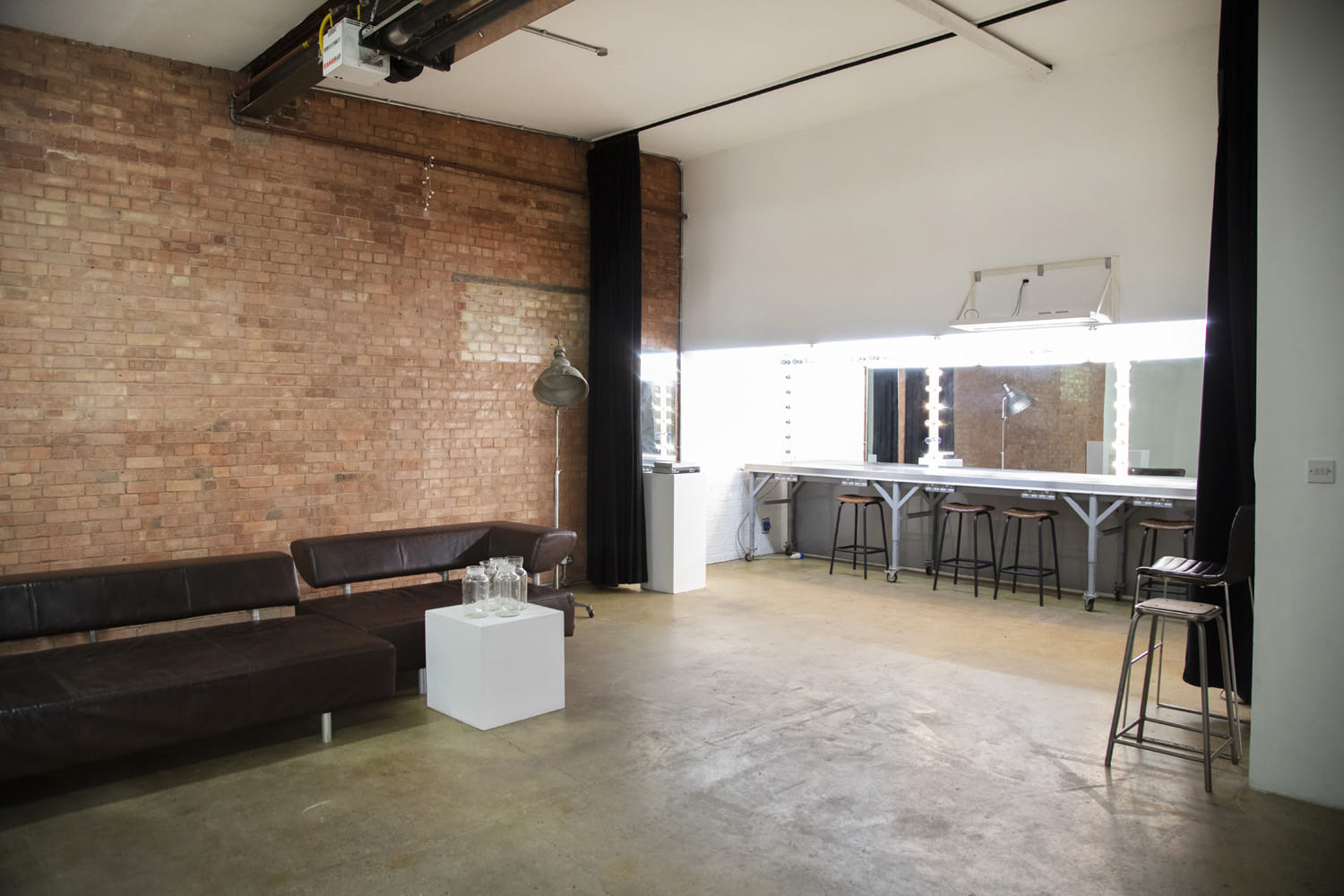 Bow Bunker / multifunctional photo & film & event space  12