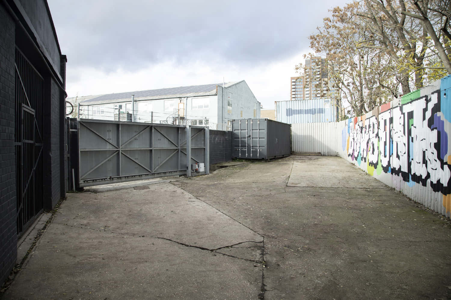 Bow Bunker / multifunctional photo & film & event space 4