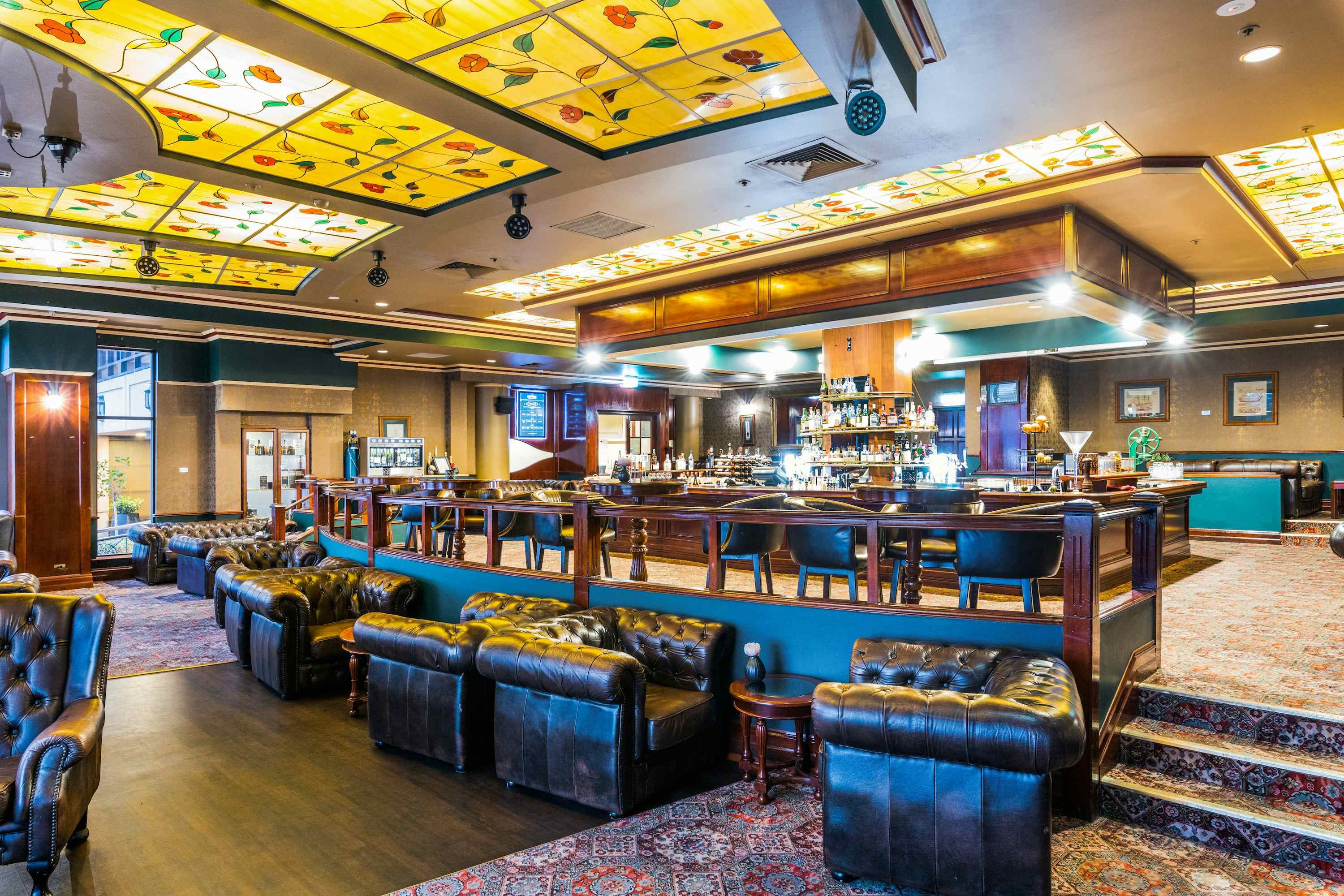 Horizons Cocktail Lounge 1