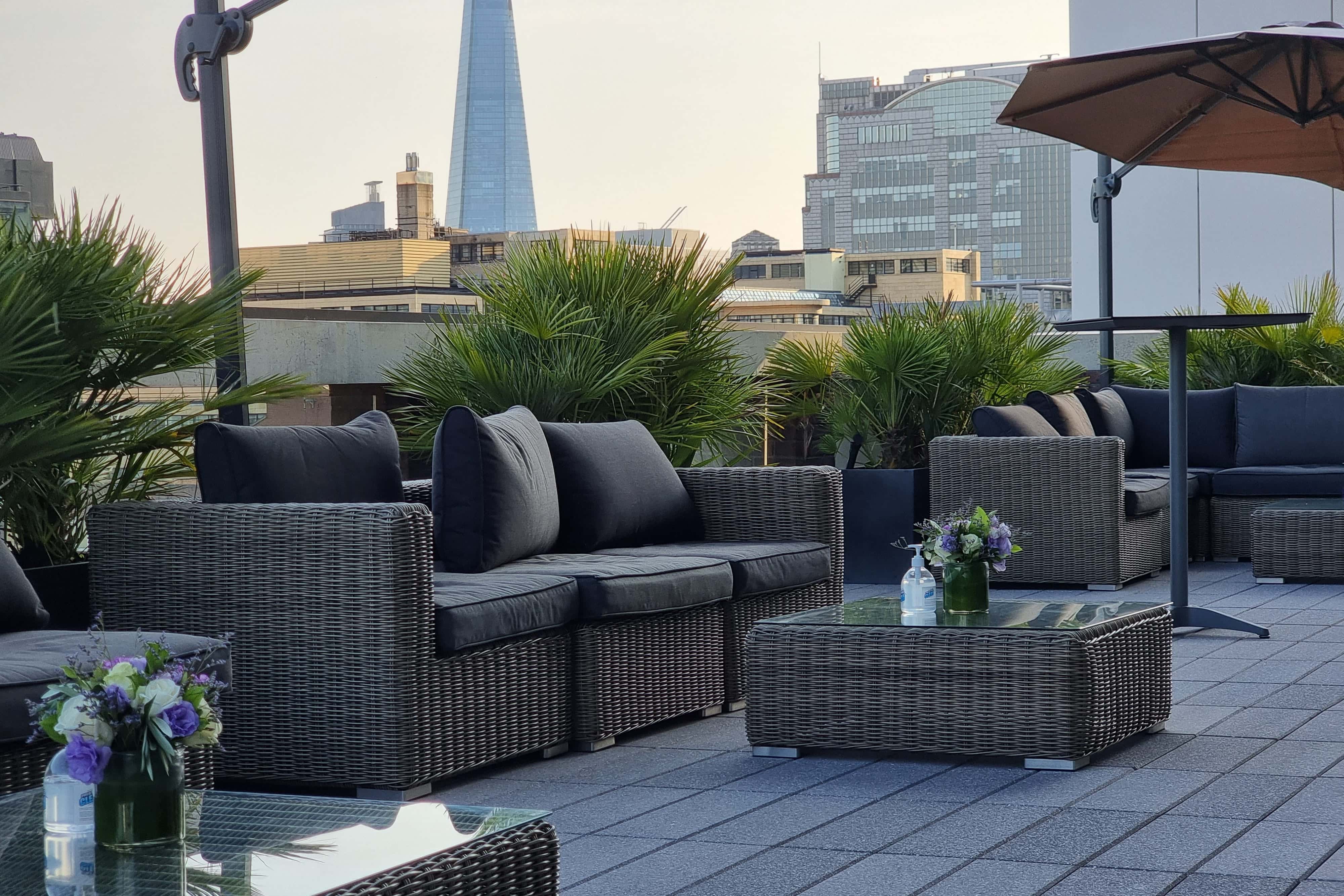 Christmas Party in Terrace Room with heated terraces and views on the City 6