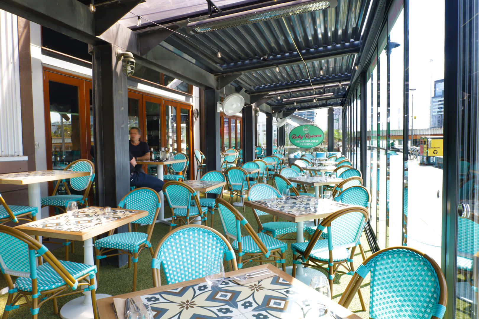 Bright Riverside Terrace 0