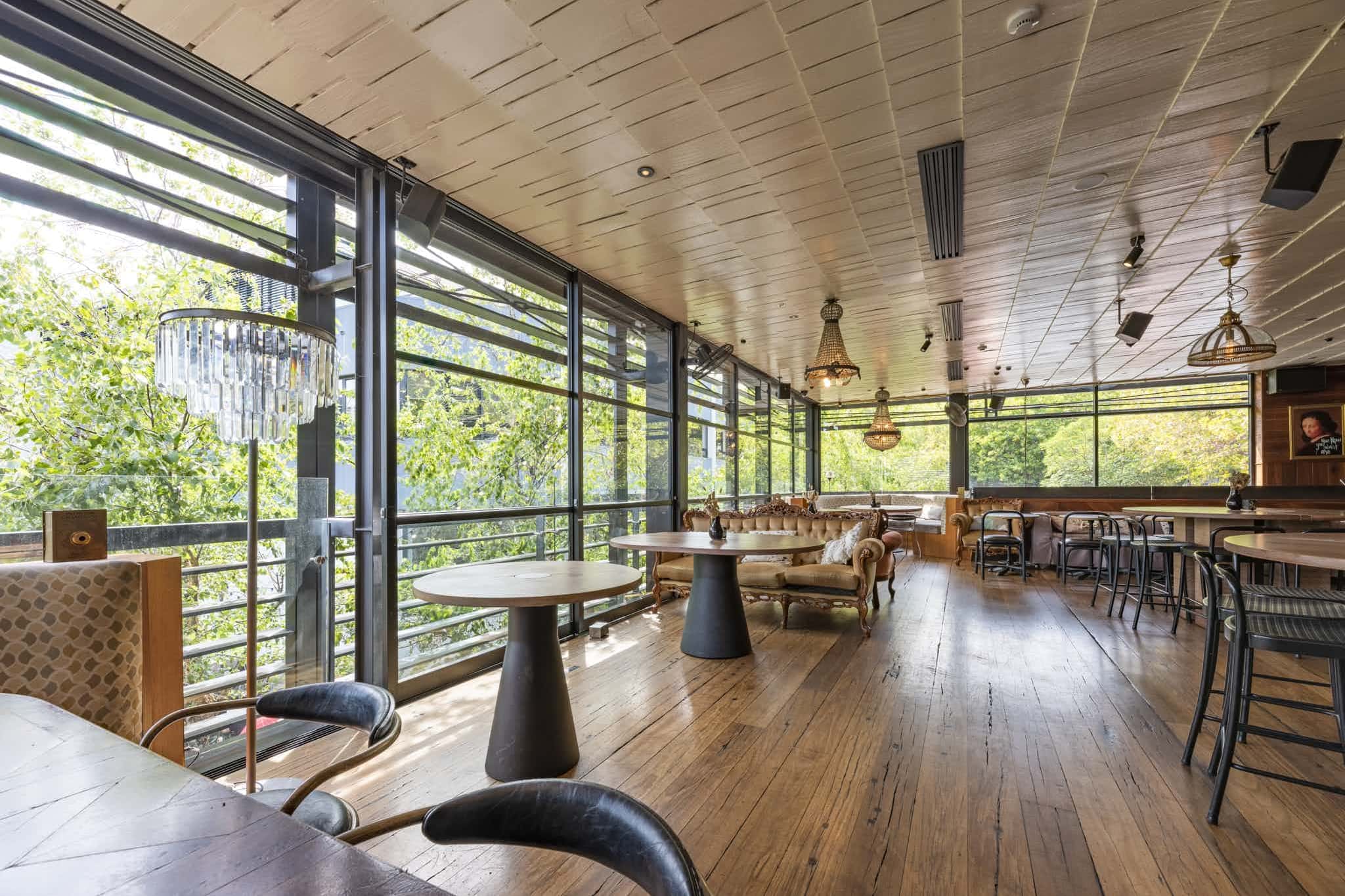 Level One Mezzanine 3D tour