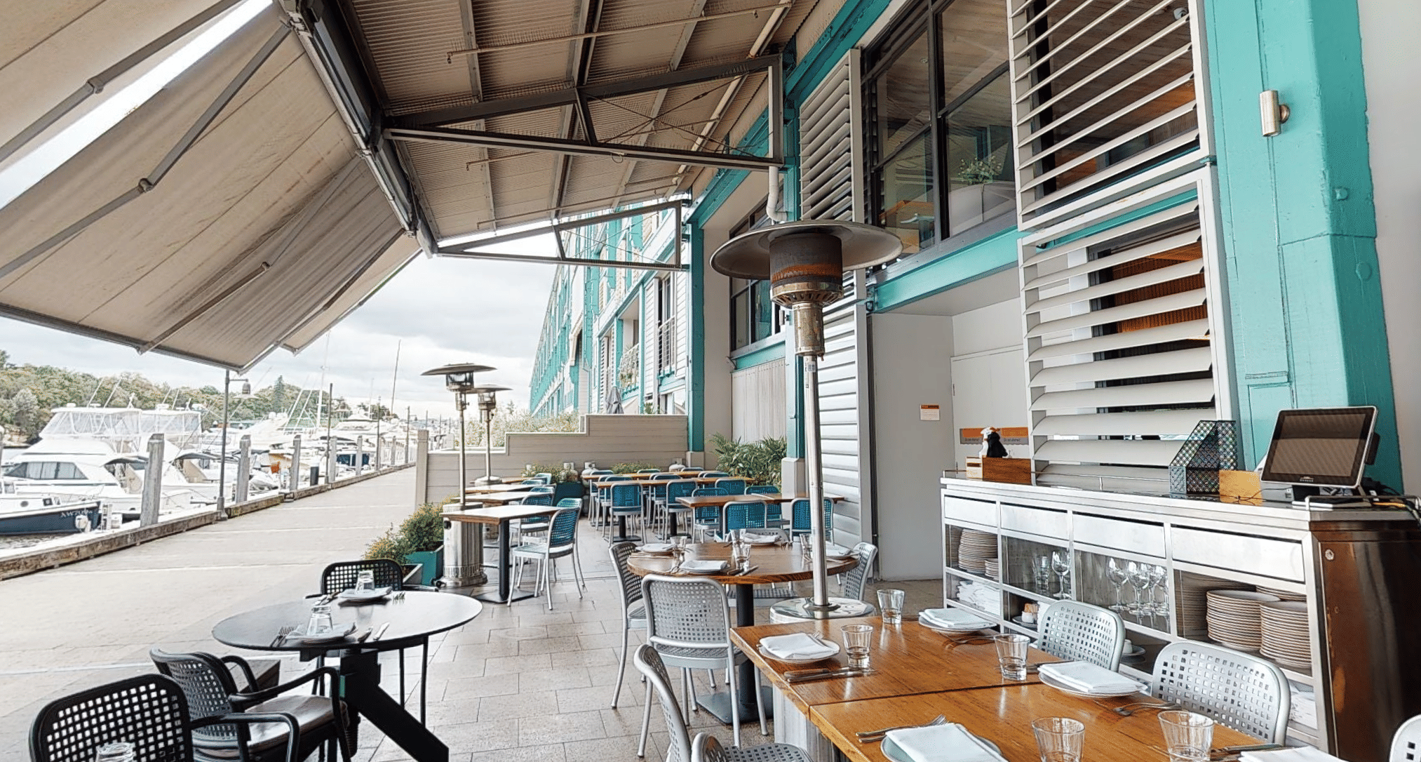 Outdoor Terrace 3D tour