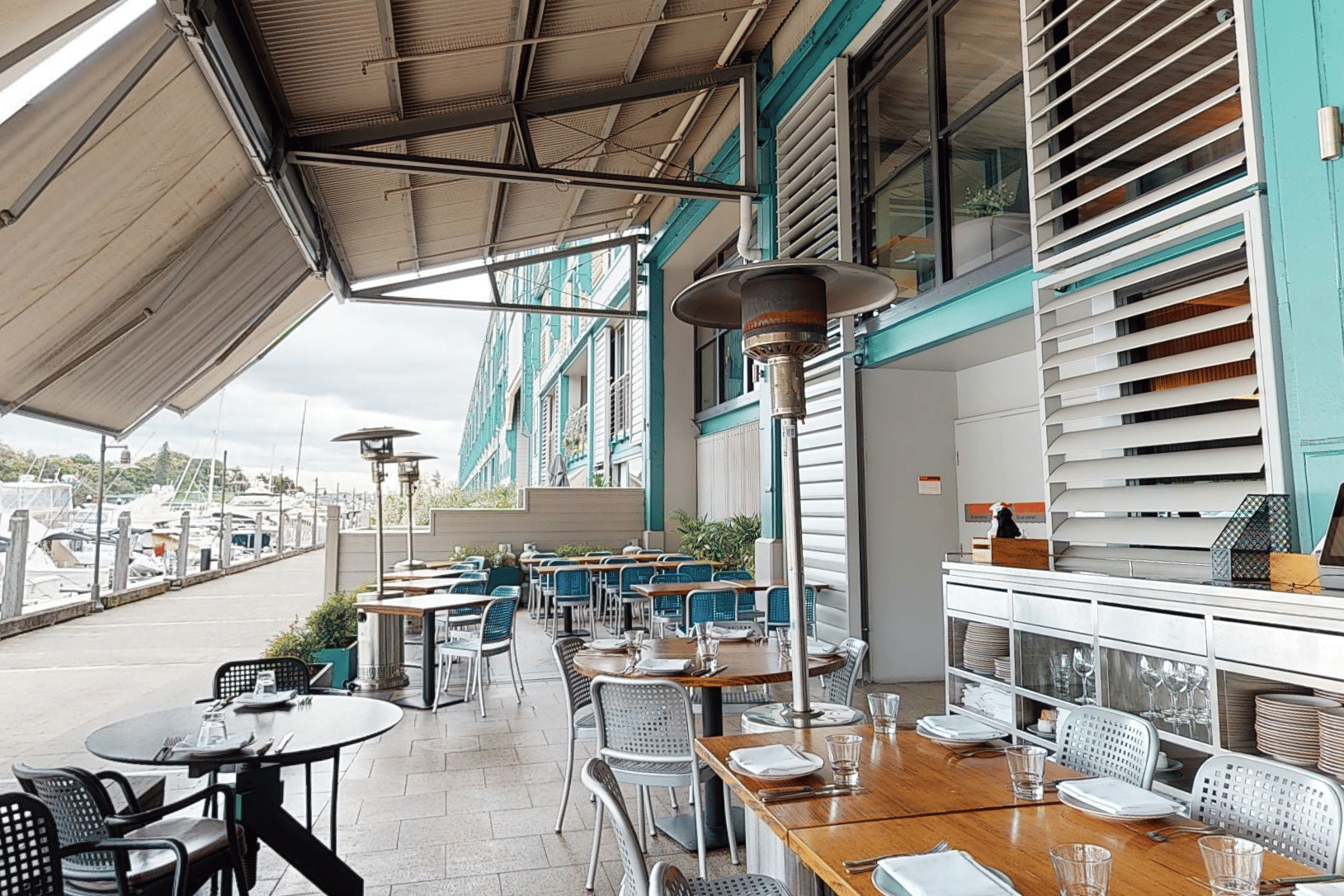 Outdoor Terrace 3D tour