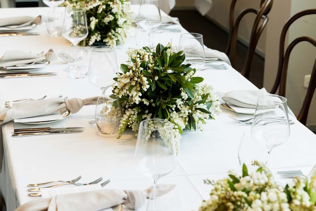 The Mezzanine Hideaway: An Intimate Escape 1