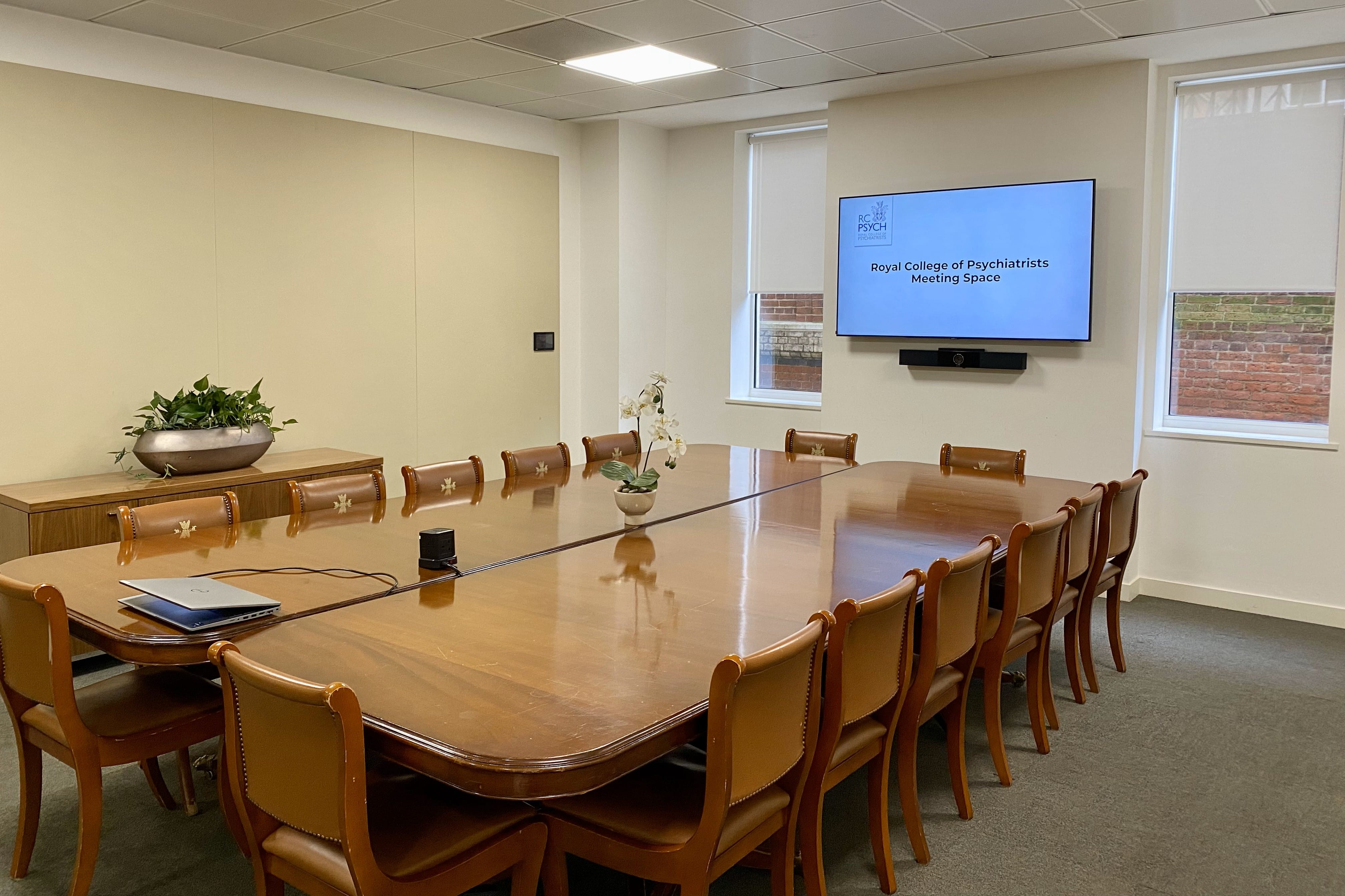 Meeting Room 7 1