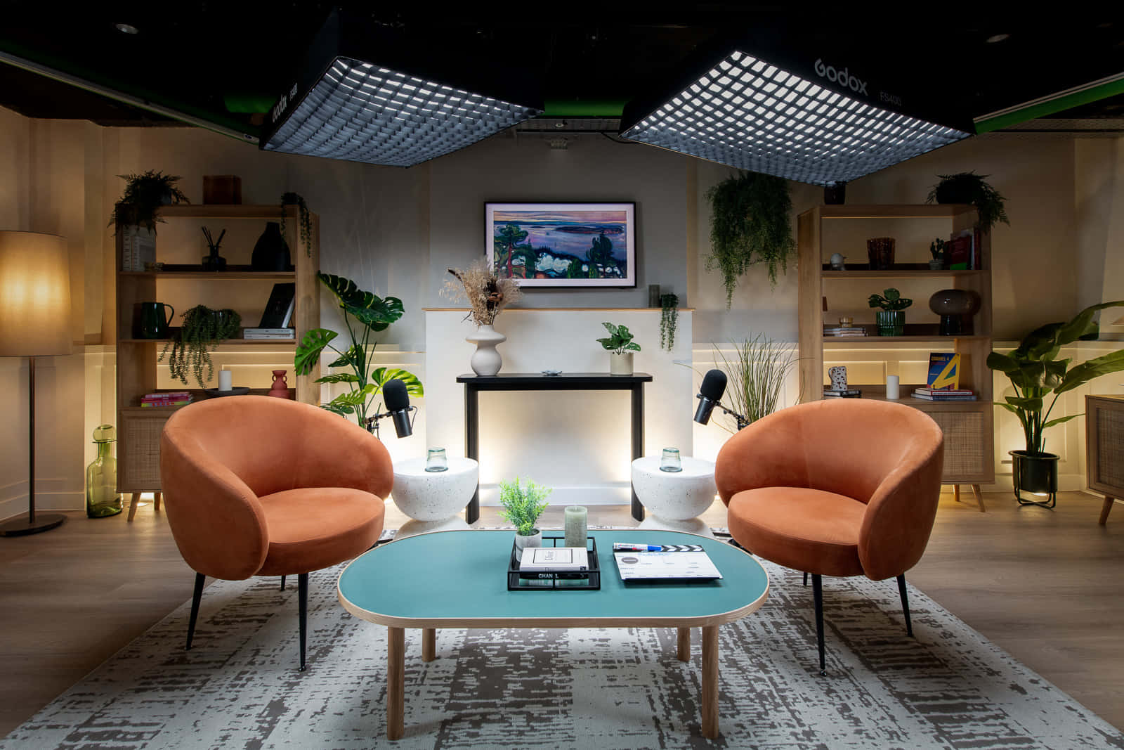 Podcast Recording Studio 17