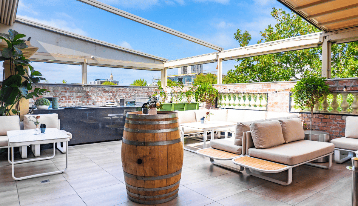 Outdoor Lounge