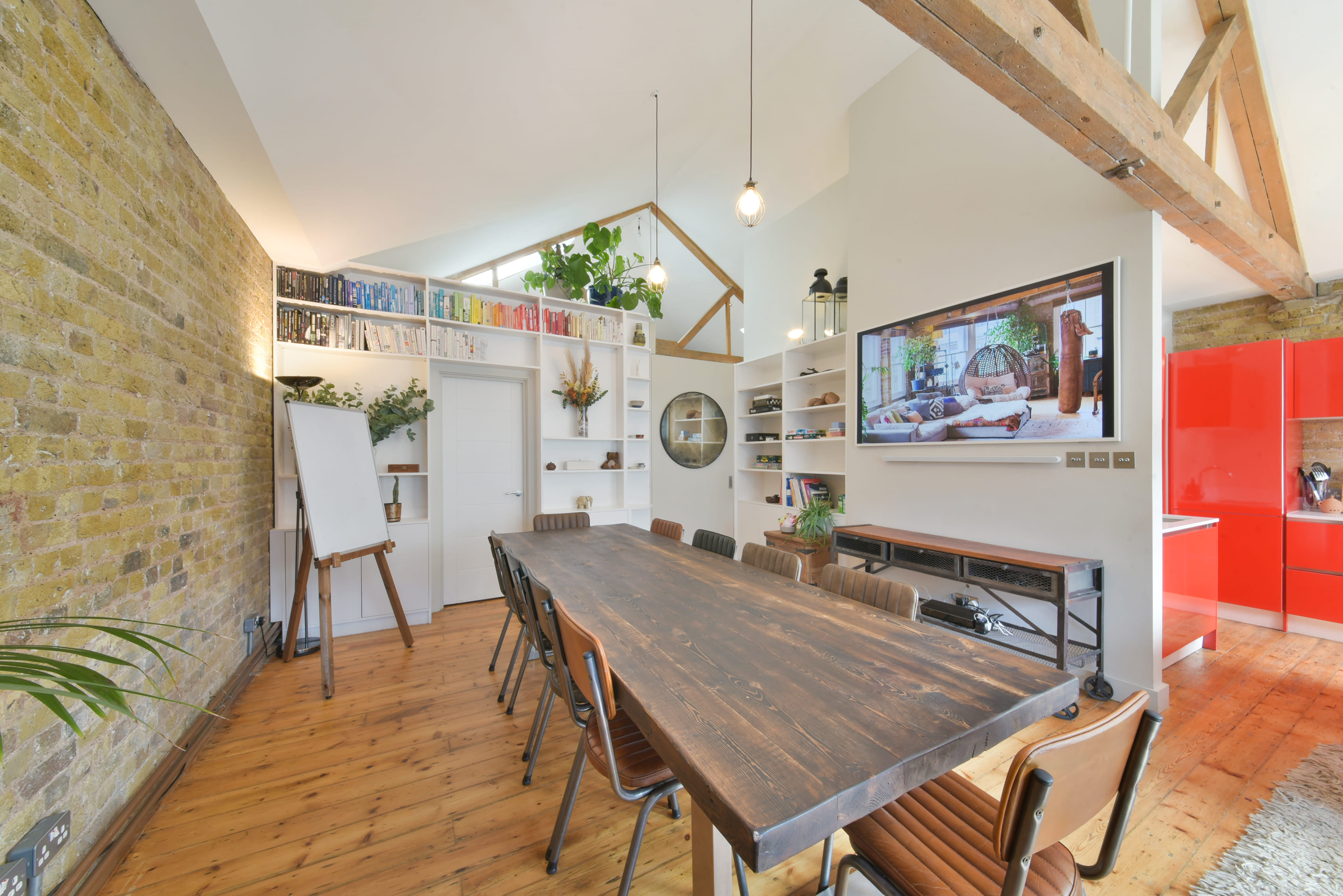 Treehouse Loft - Meeting space