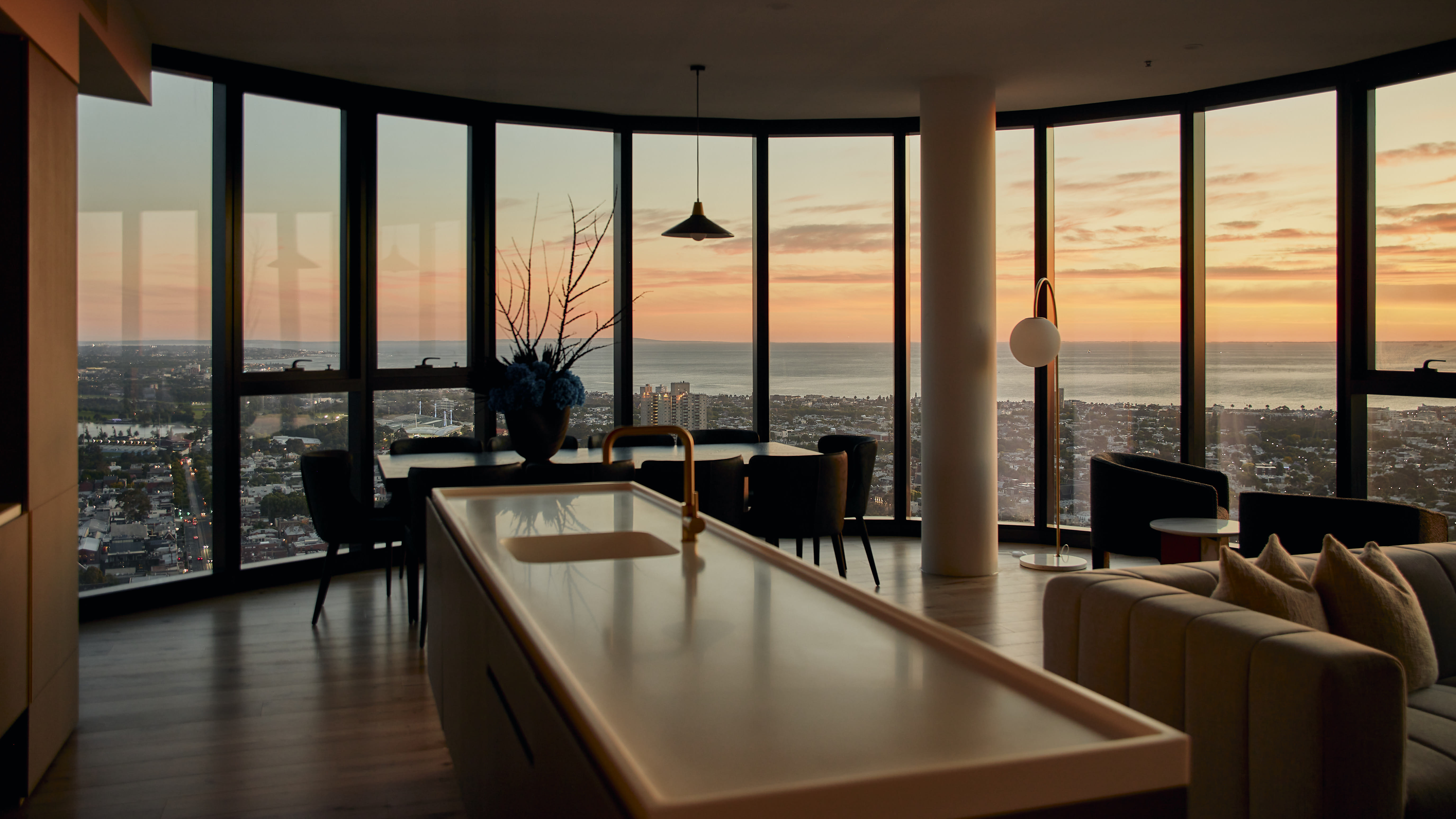 Penthouse - Bayview
