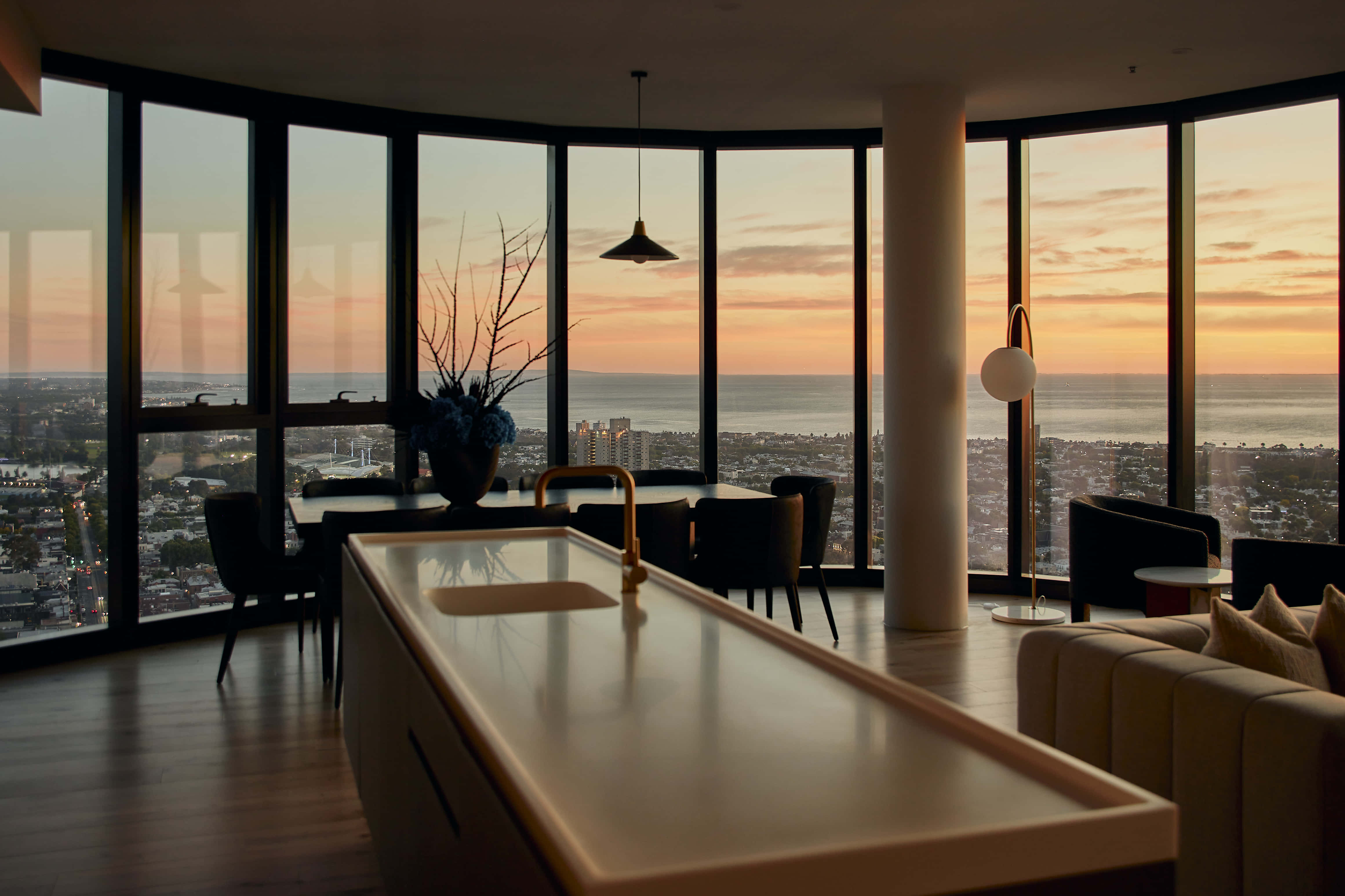 Penthouse - Bayview 3D tour