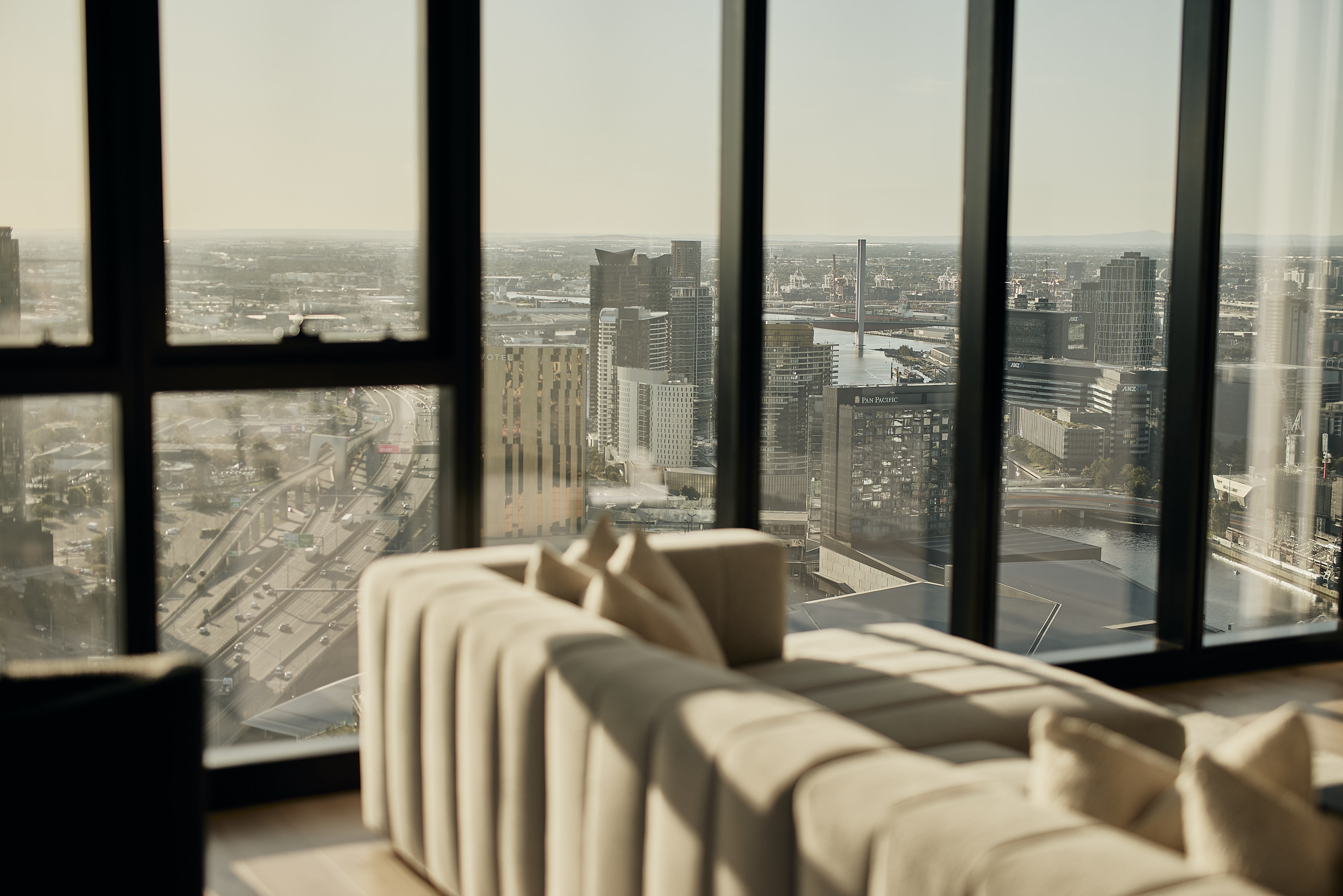 Penthouse - Bayview 3