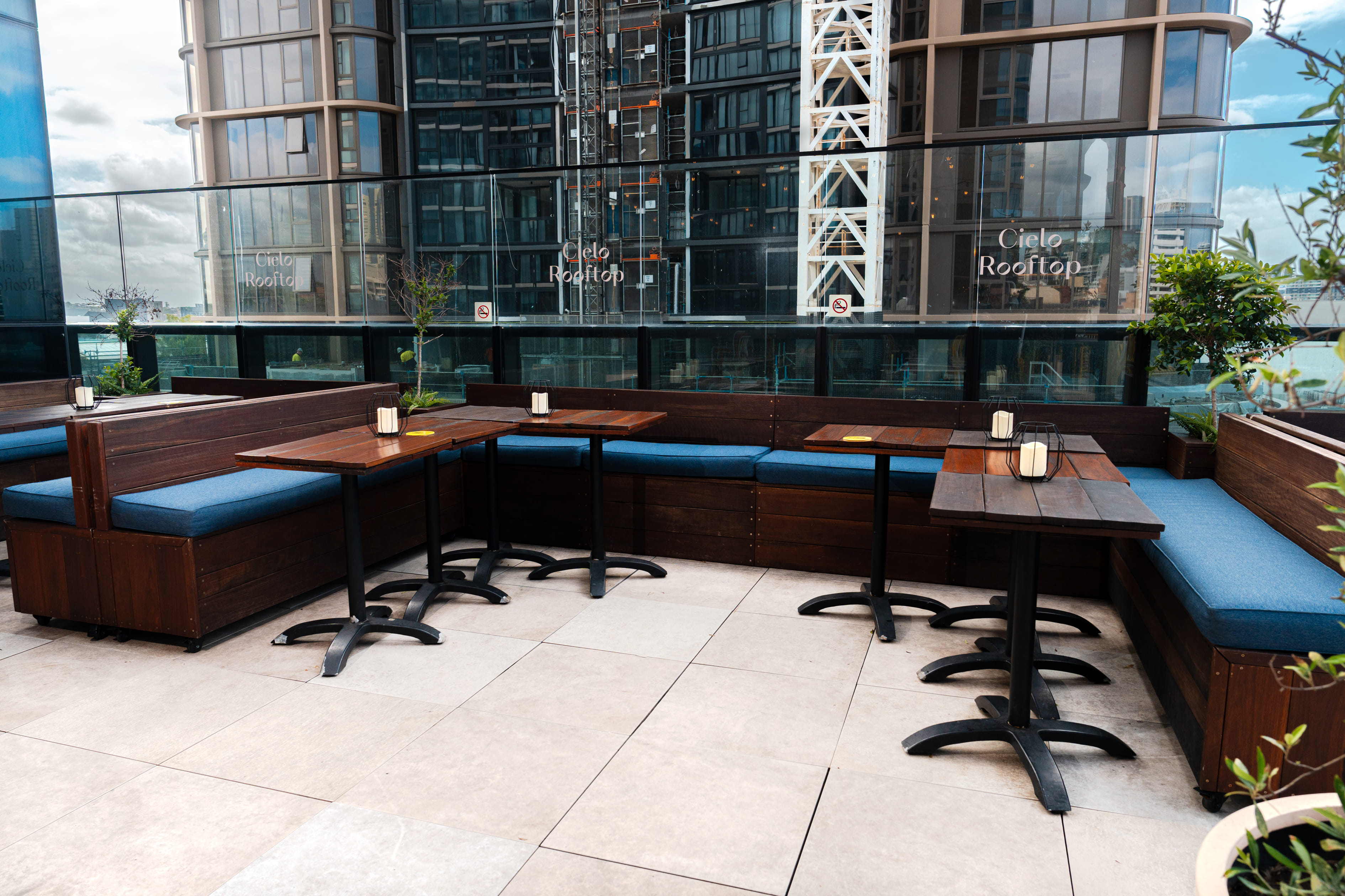 Cielo Rooftop - Premium Booths 2