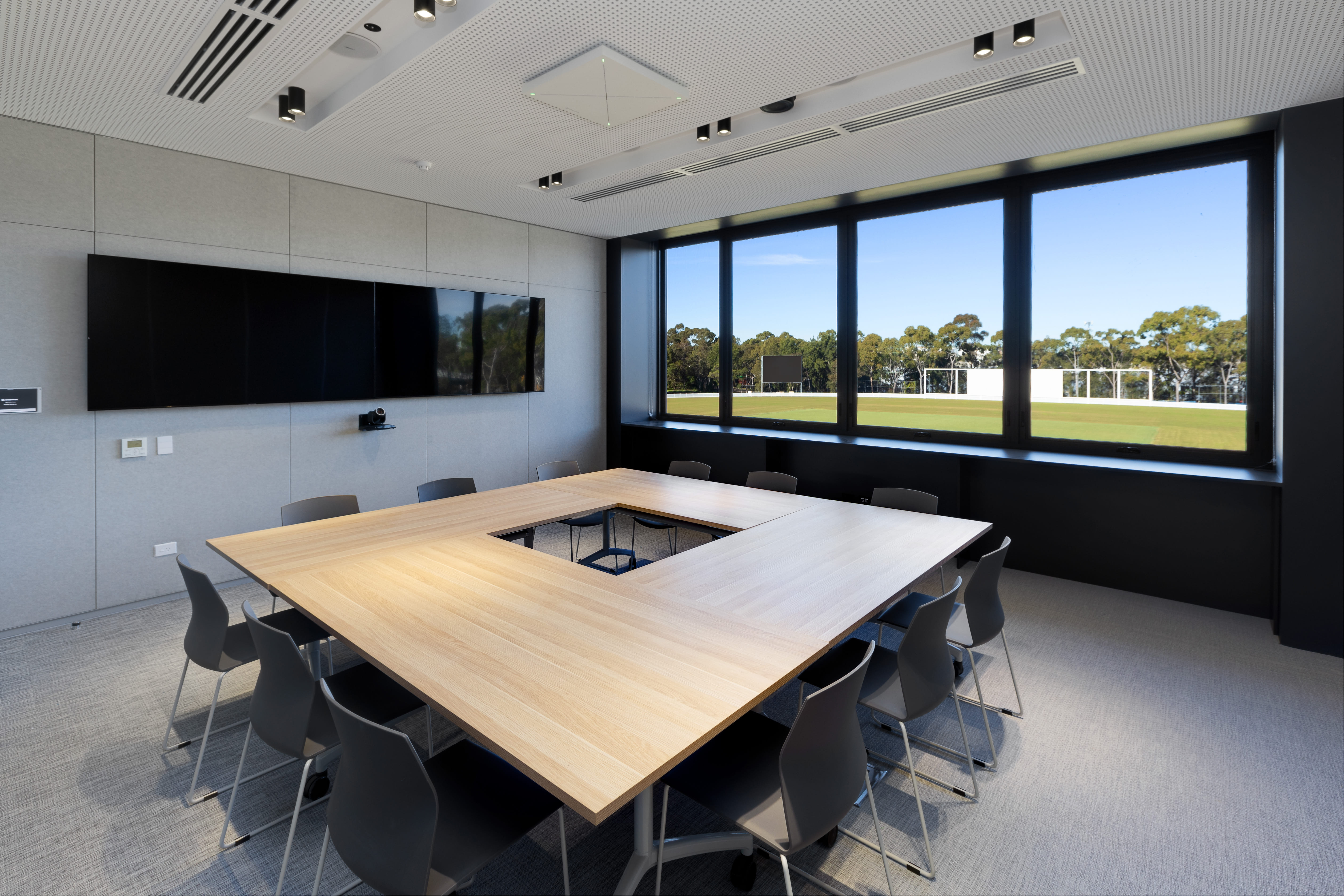 Rina Hore Meeting Room 