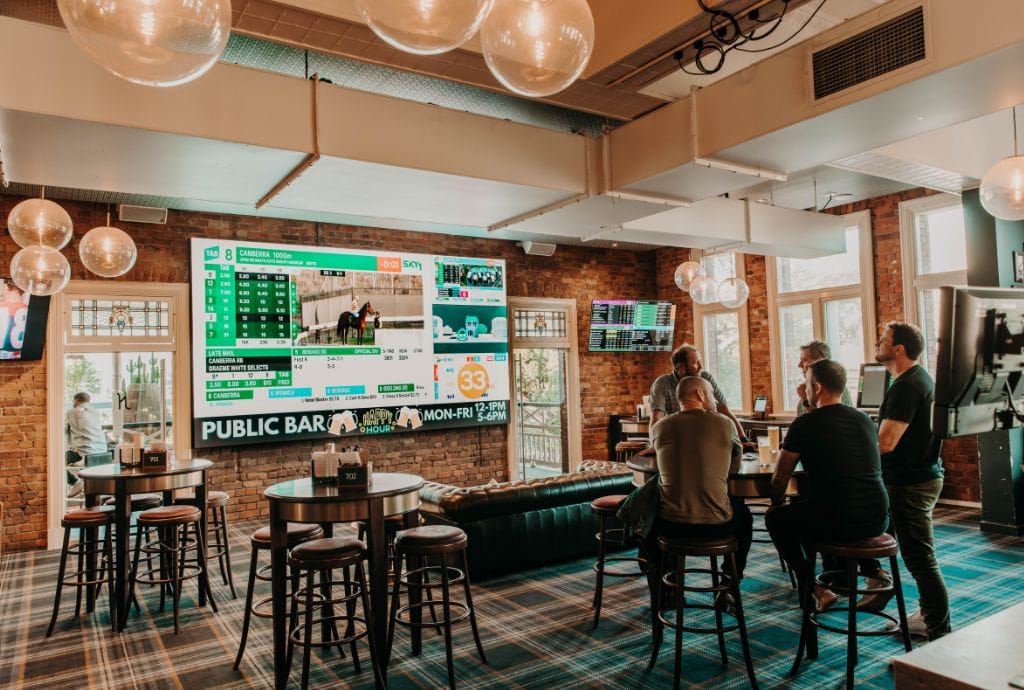 The Normanby Hotel Public Bar 3