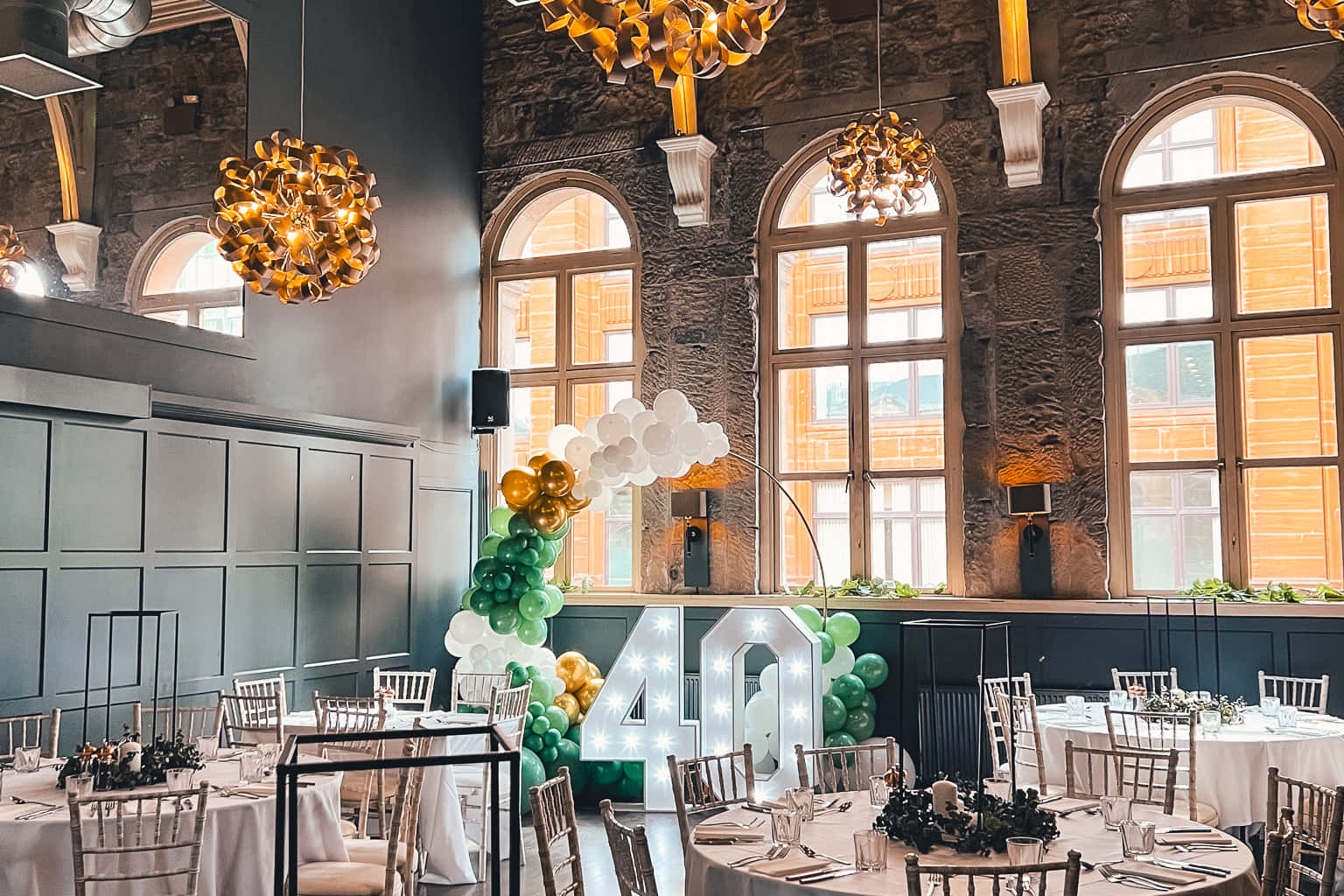 Metropolitan Cocktail Bar & Restaurant - Private Dining Room 0