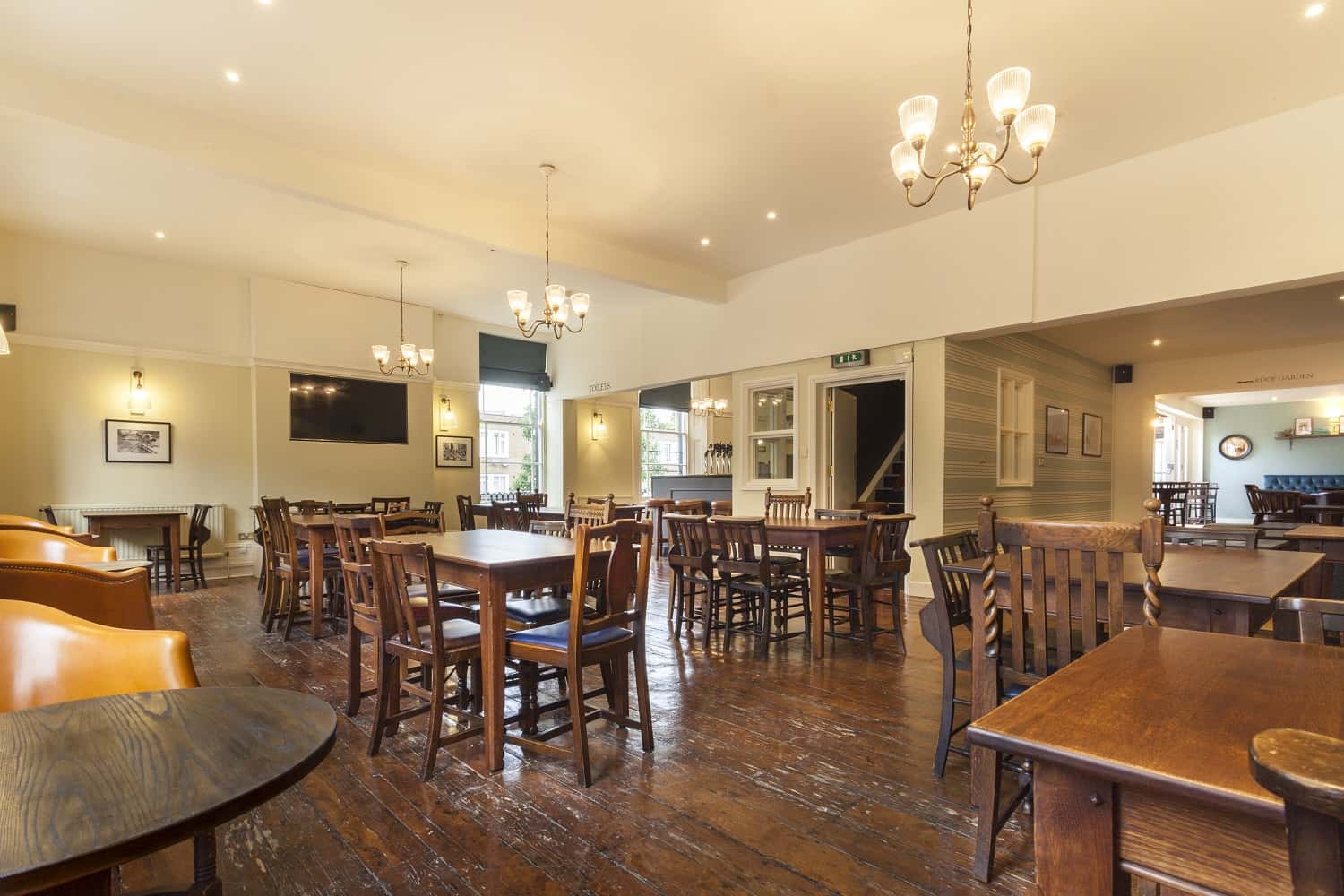 1st Floor Sofa Bar 0