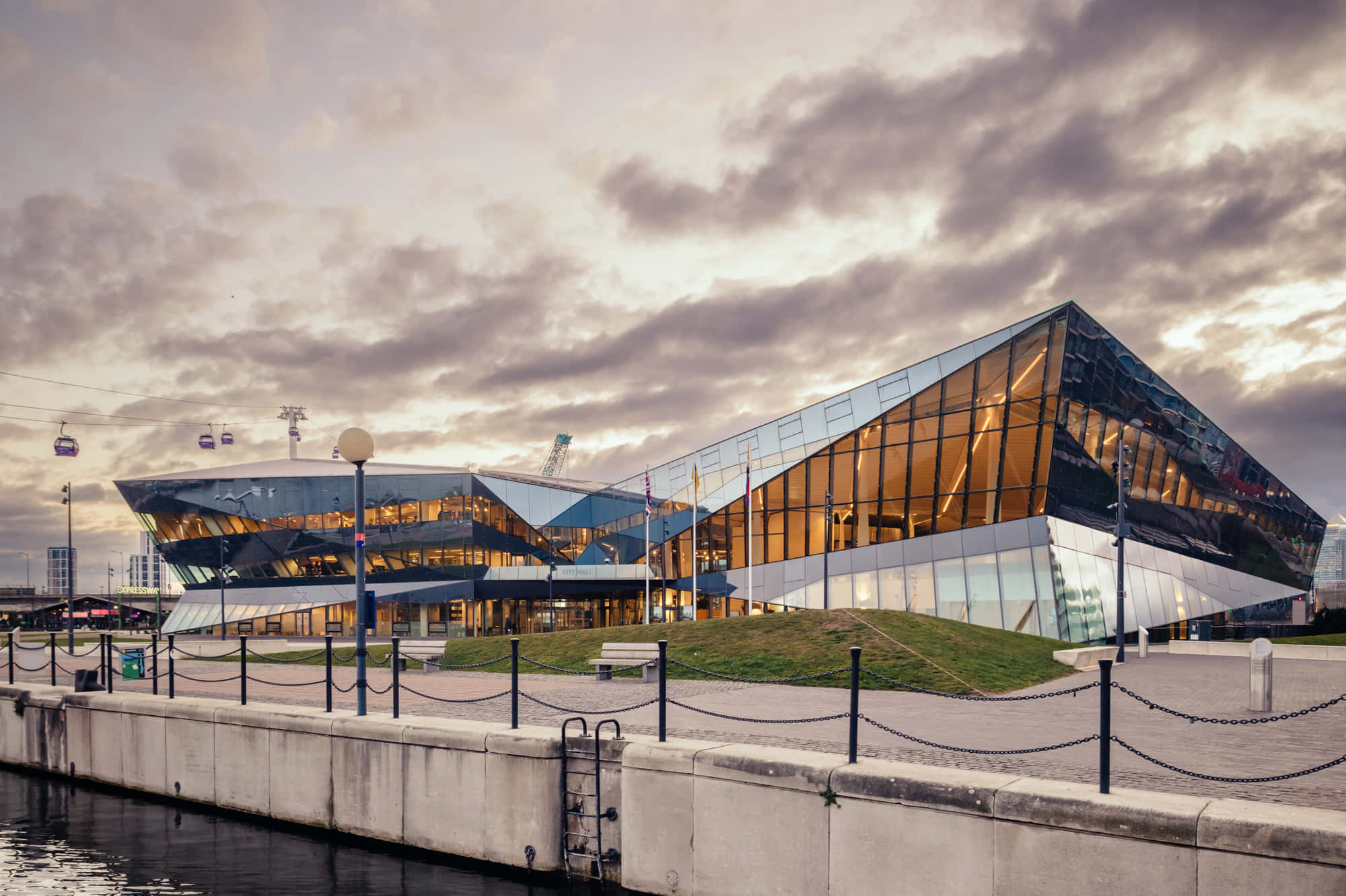 The London Living Room 1