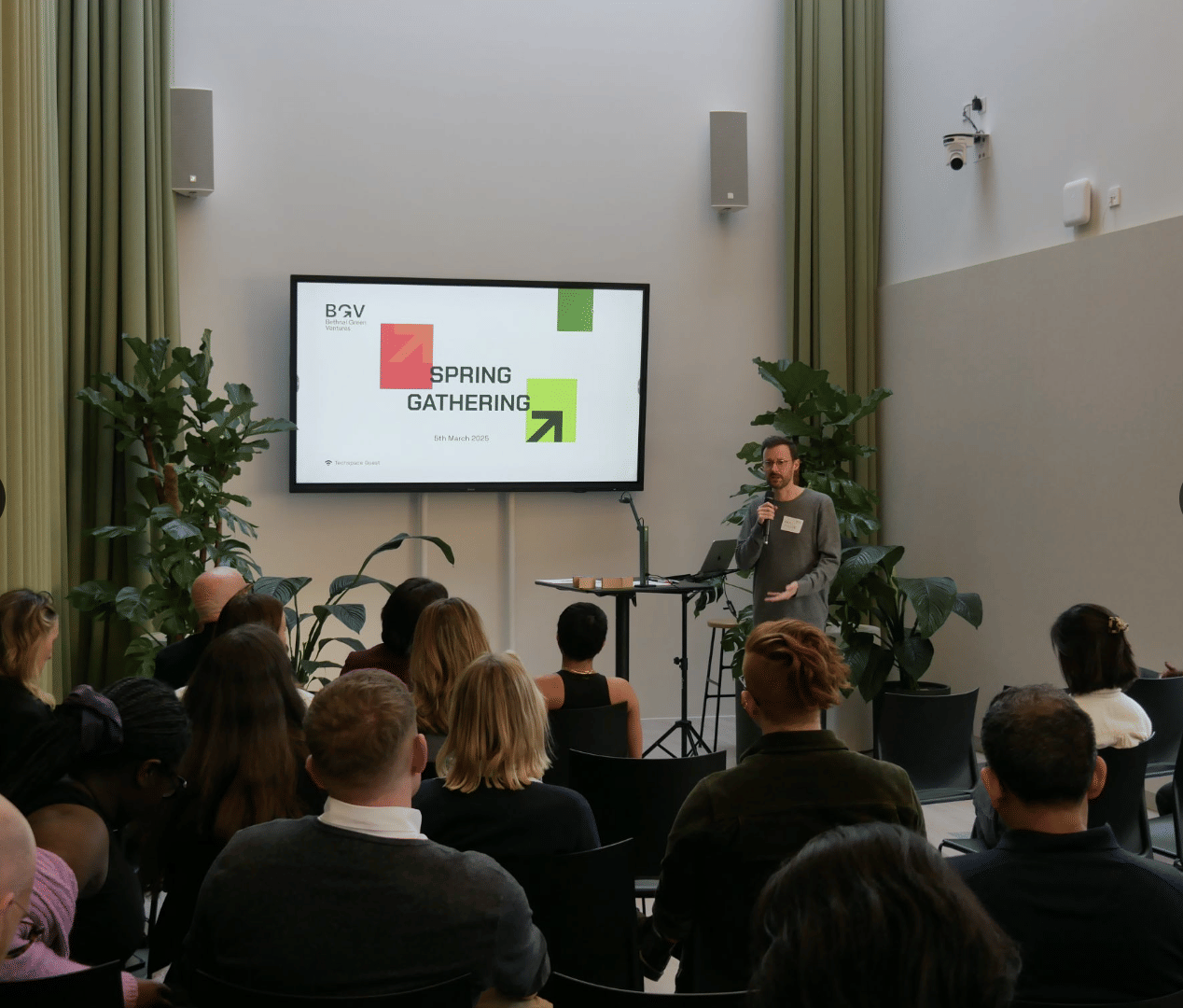 Meeting Room 2 (for 10 people) 1