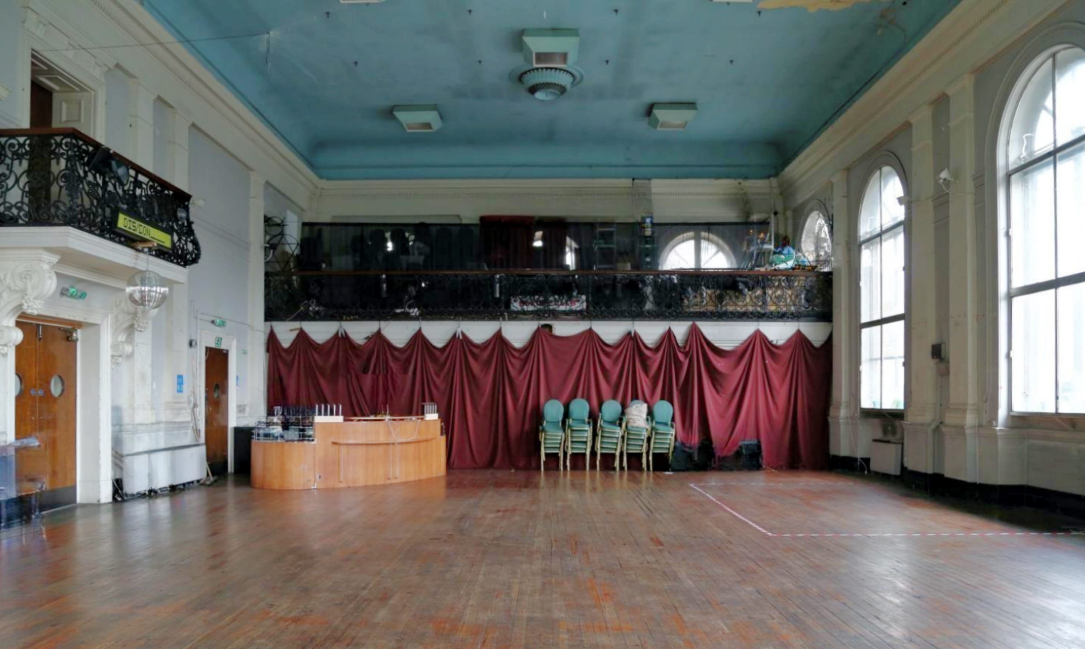 Grade II Grand Hall 6