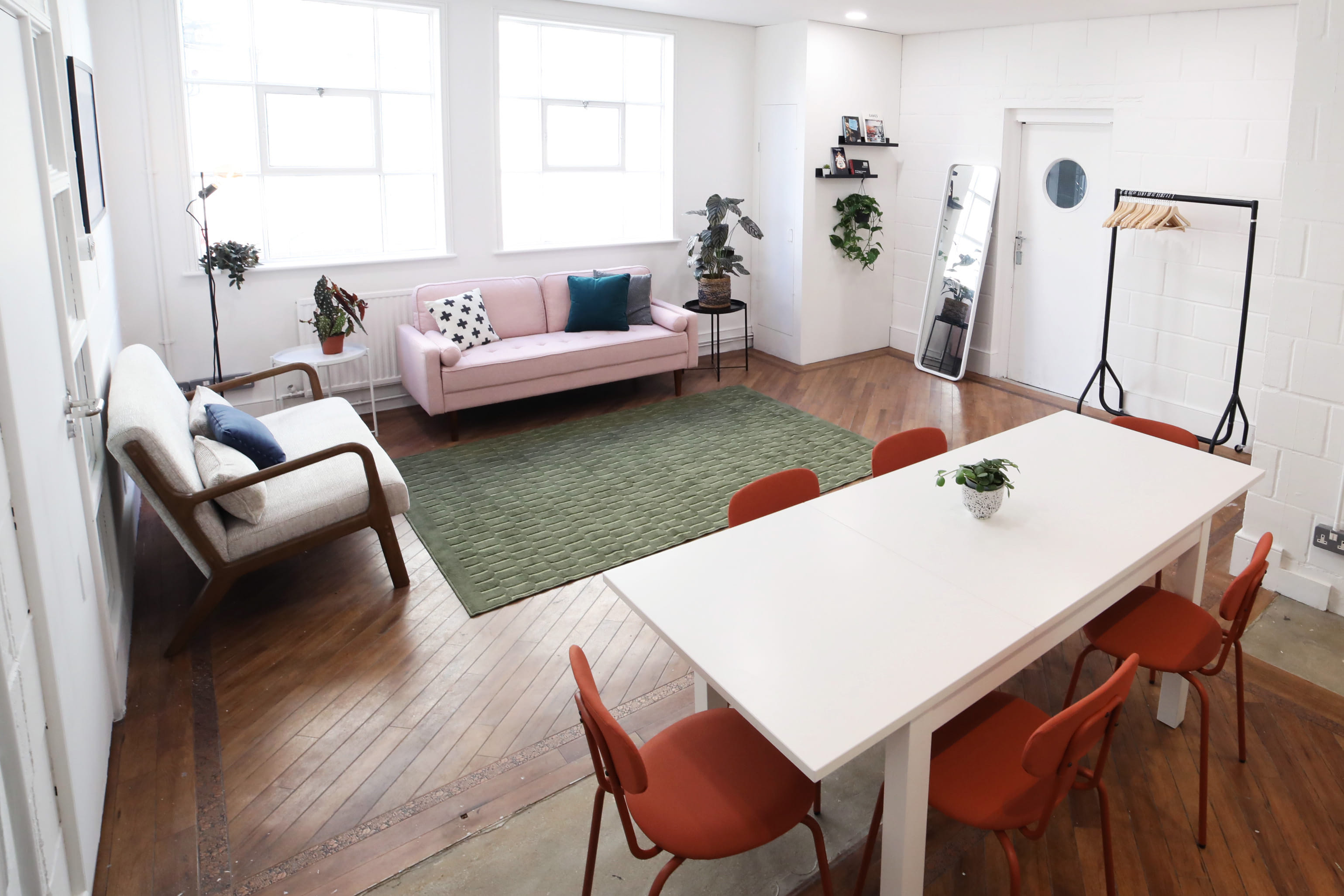 Klatch Studio - Studio 3: Sound Stage 8