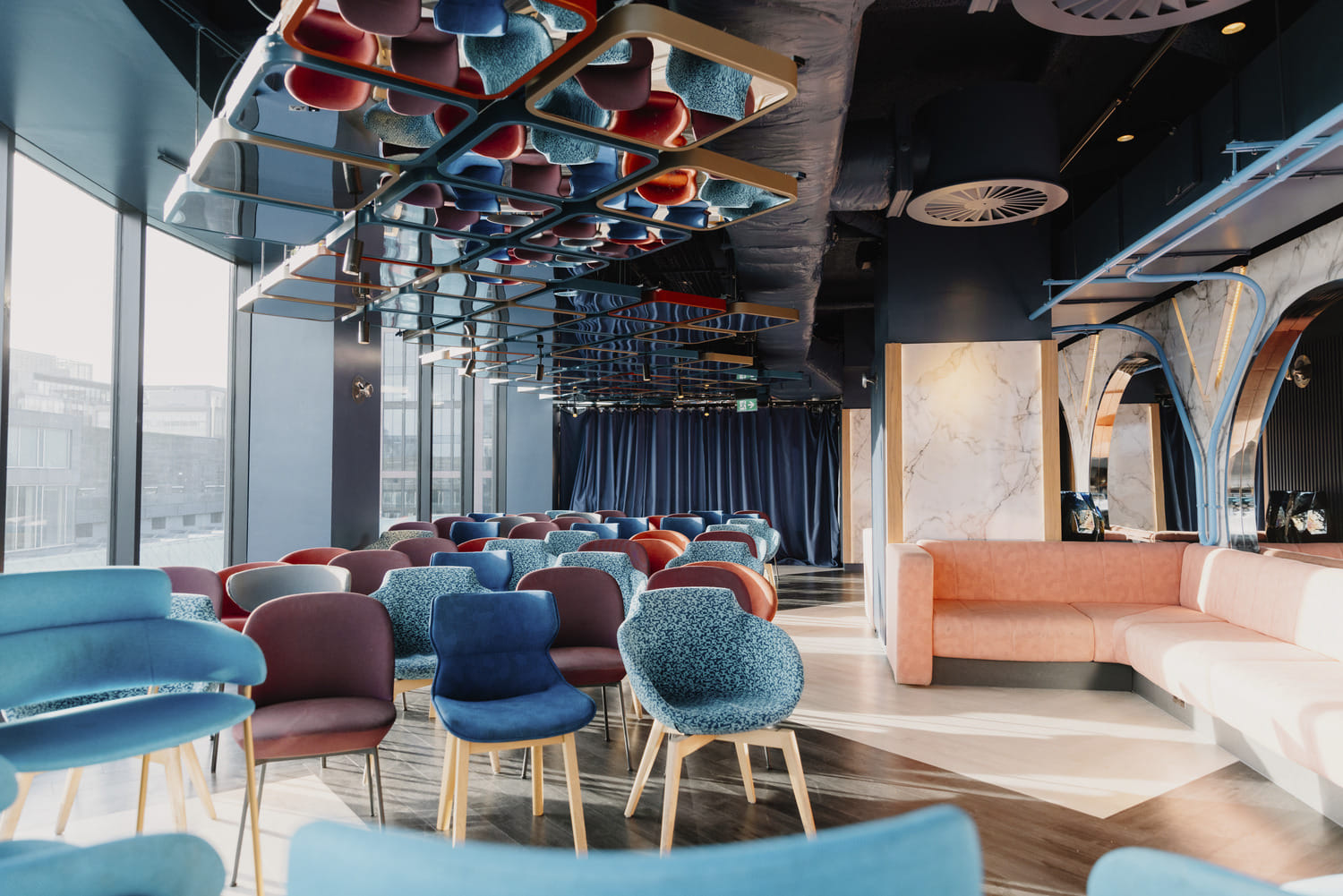 VEGA - S3 Theatre Style  3