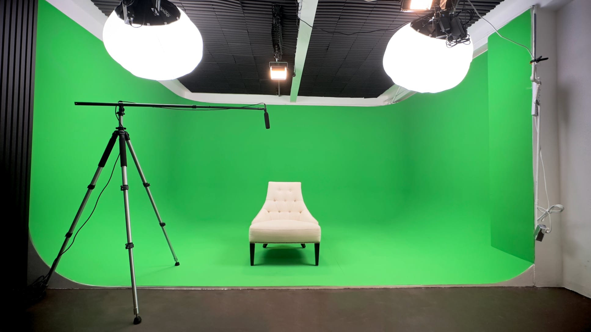 Green Screen Room 1