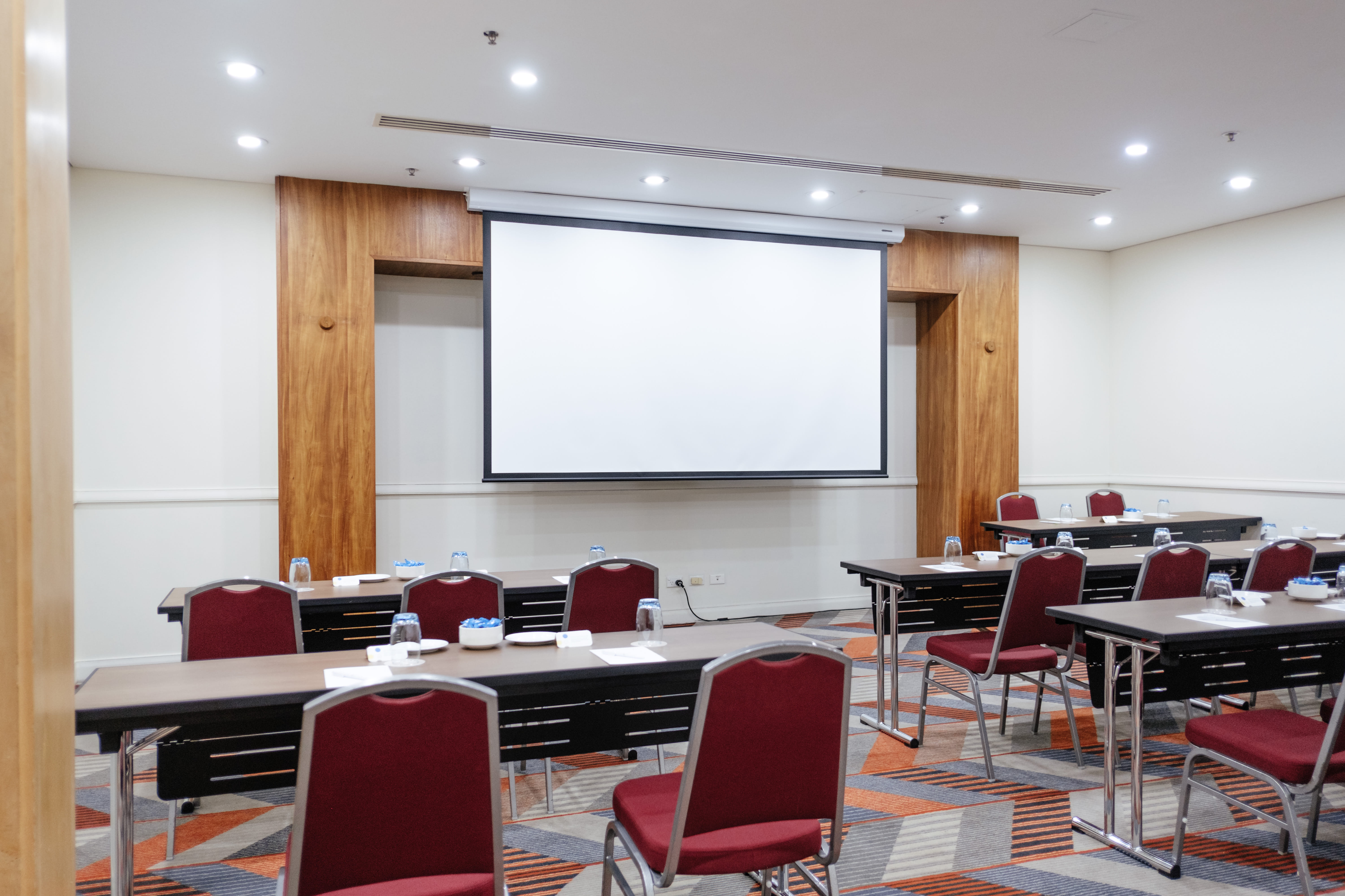 Ground Floor Rooms  2