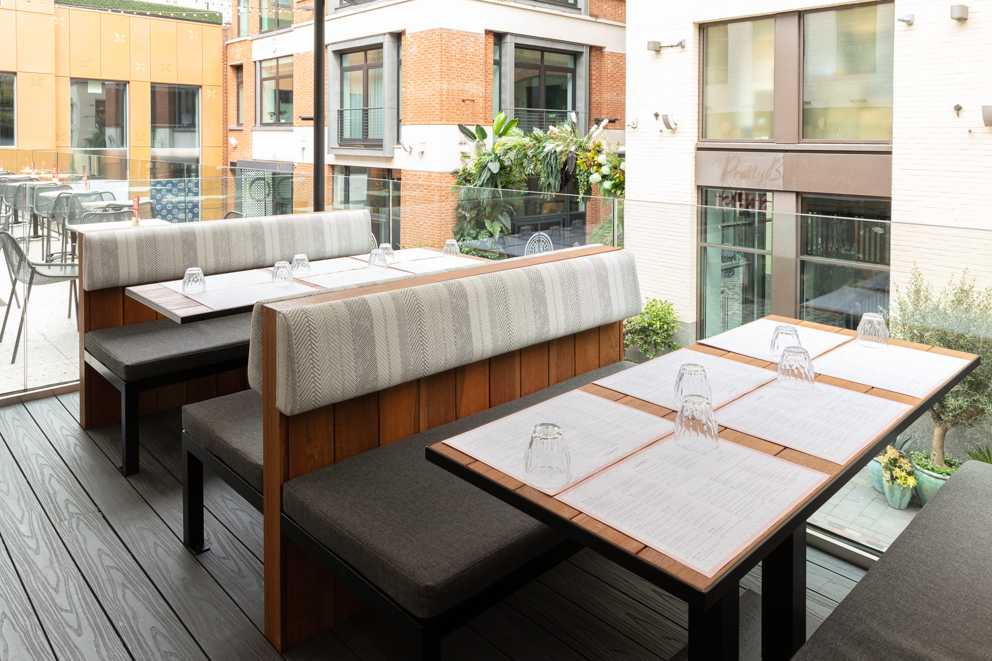 Lahpet West End Summer Terrace 3