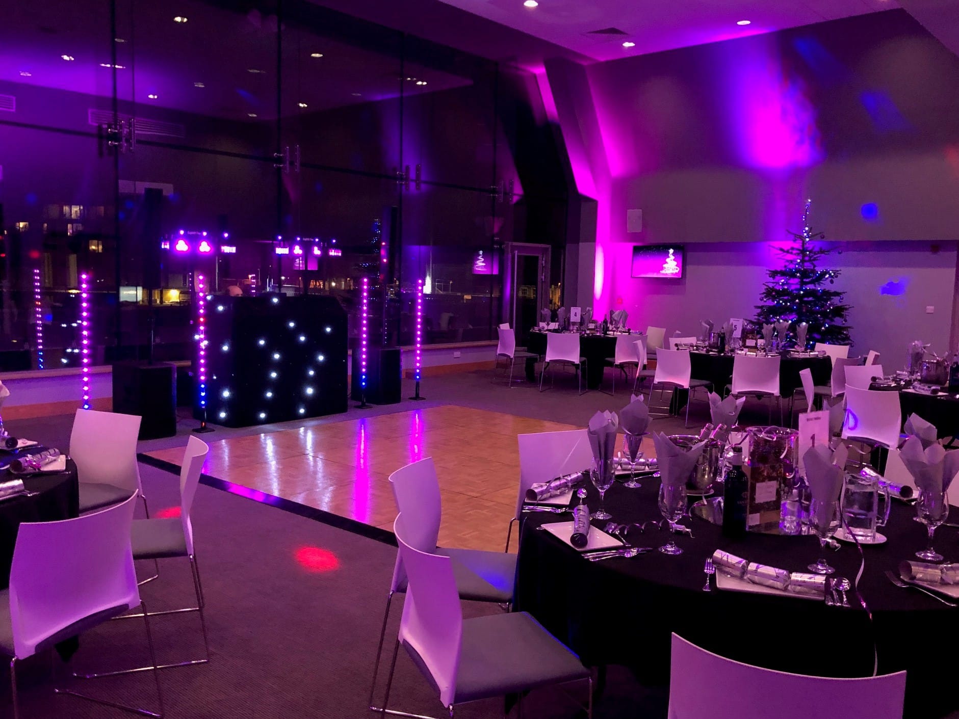 The Premier Lounge 2