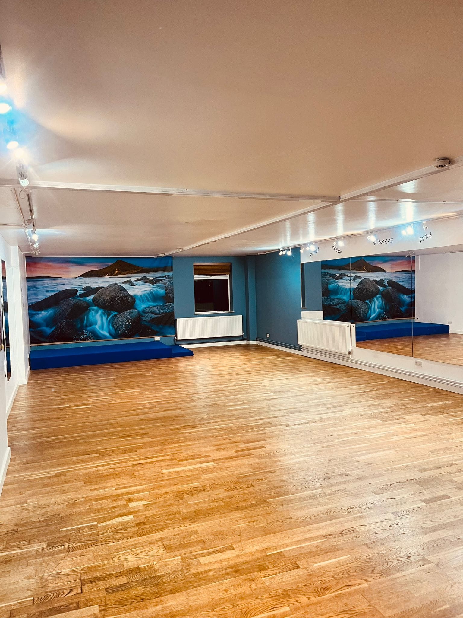 Dance Studio 0