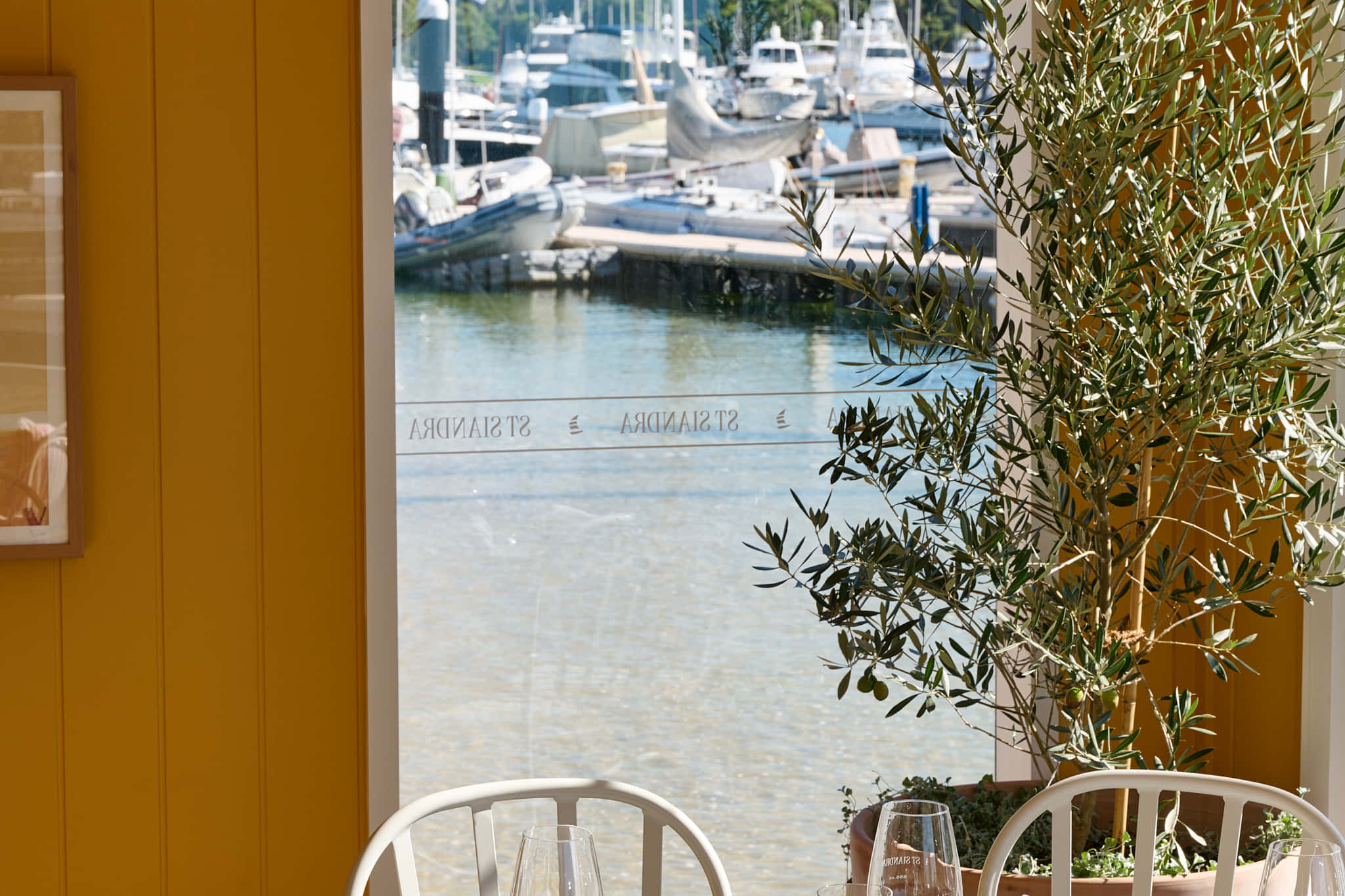 St Siandra Restaurant 6