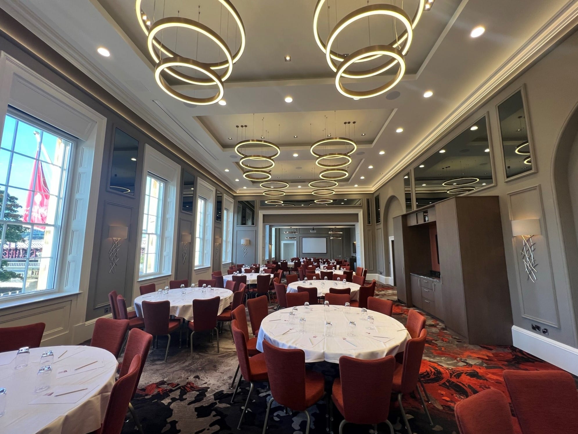 Custom House 1 3D tour