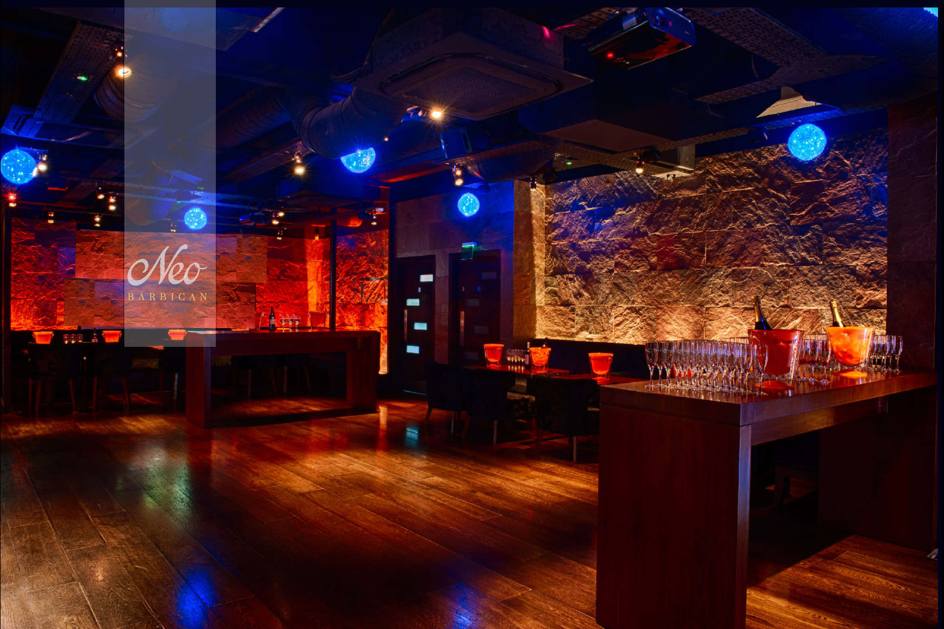 Neo, City of London 0